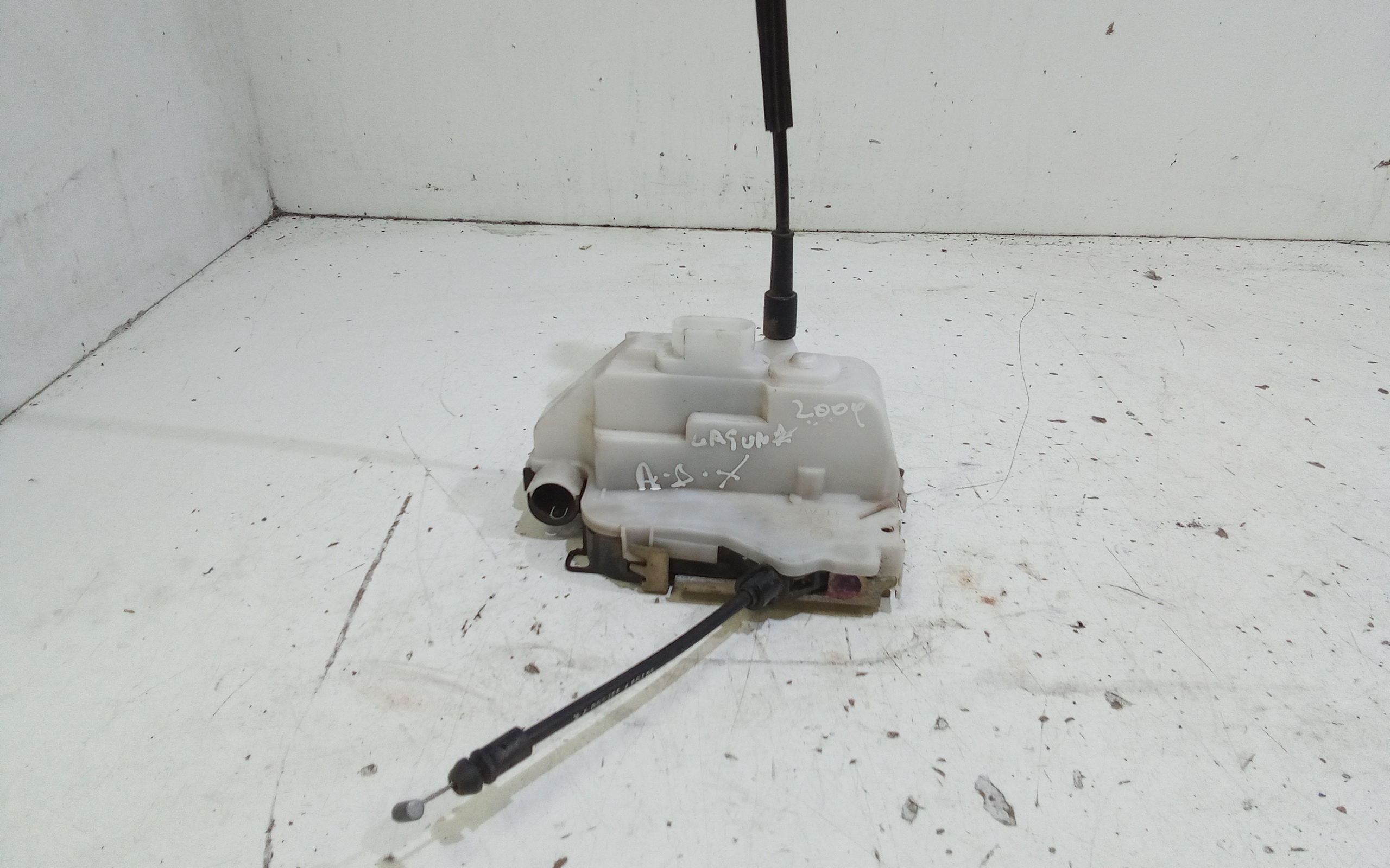 Serratura Porta Ant. Destro 805000001R Usato