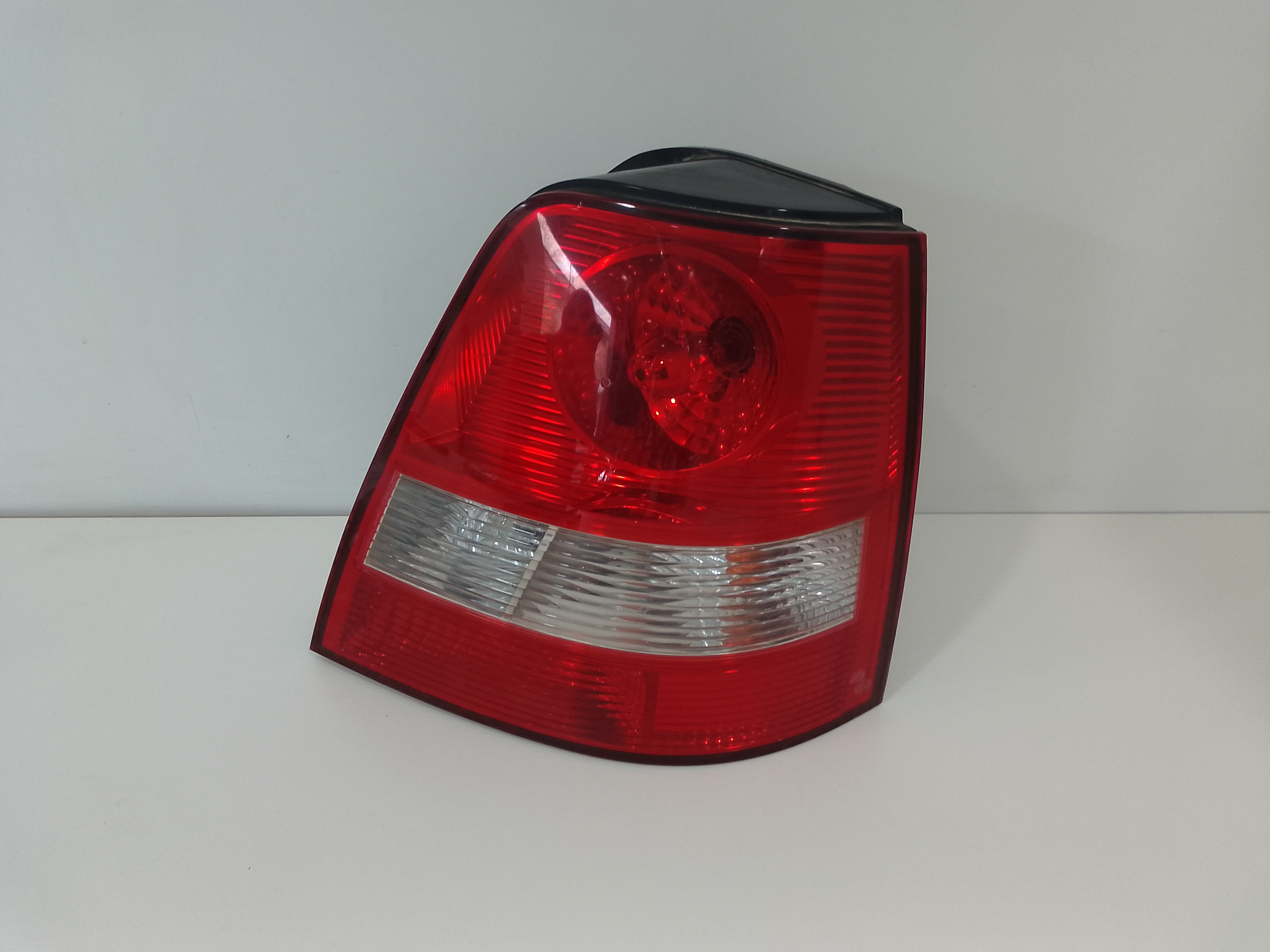 Fanale Post. Destro 924023E510 Usato