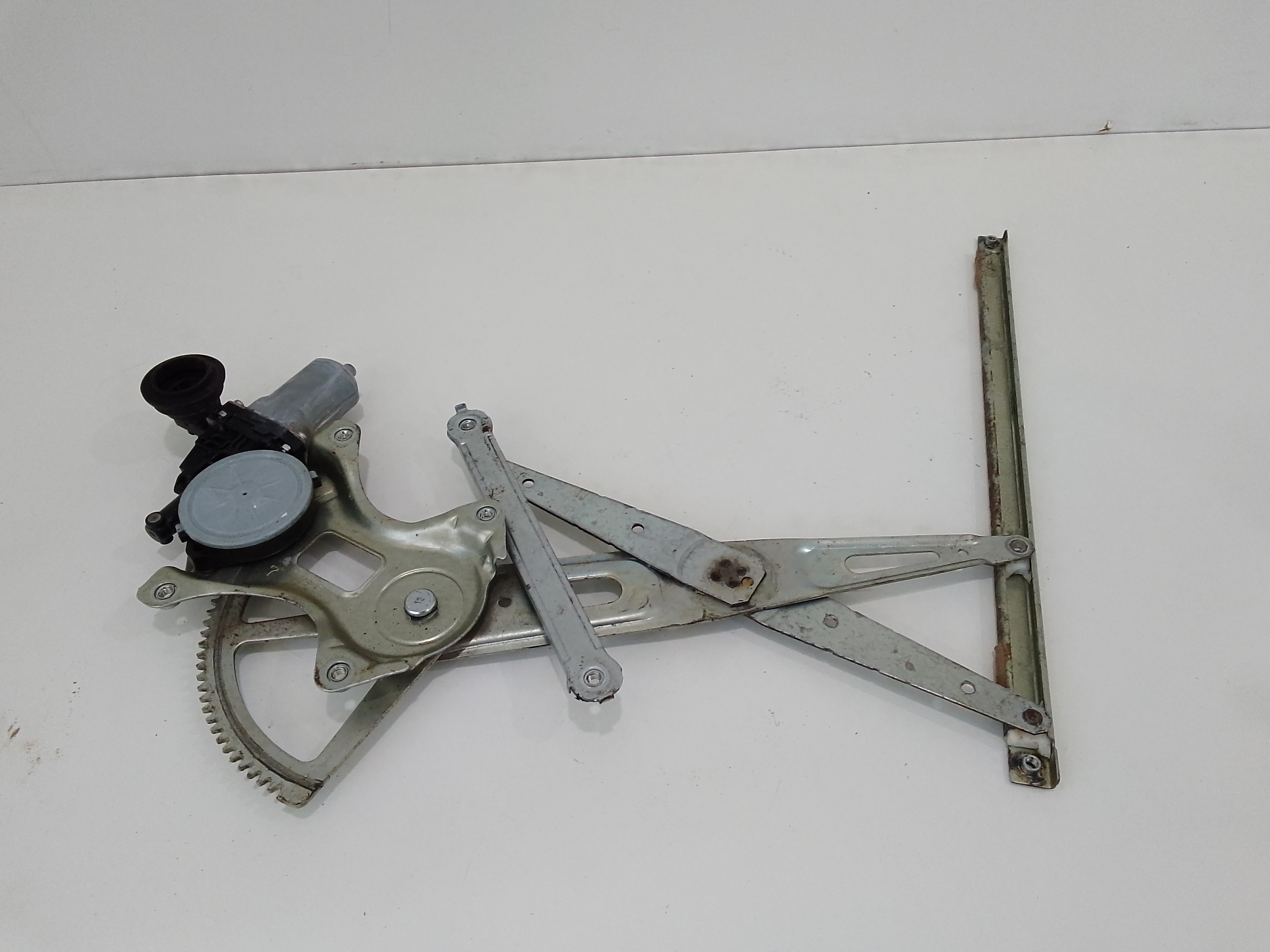 Alzacristallo Porta Ant. Destro Usato