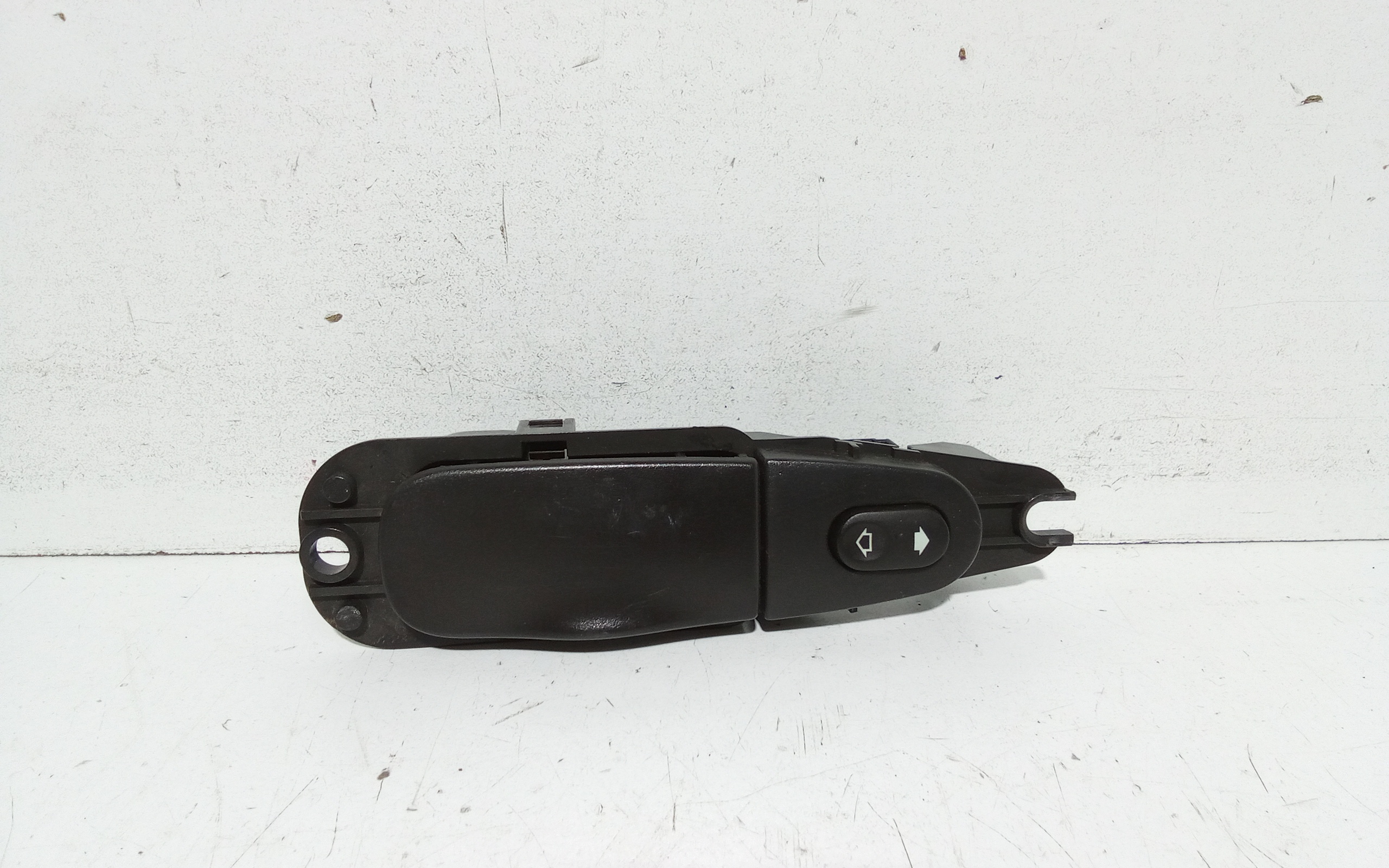 Interruttore Alzacristalli Porta Post. Sinistro Usato