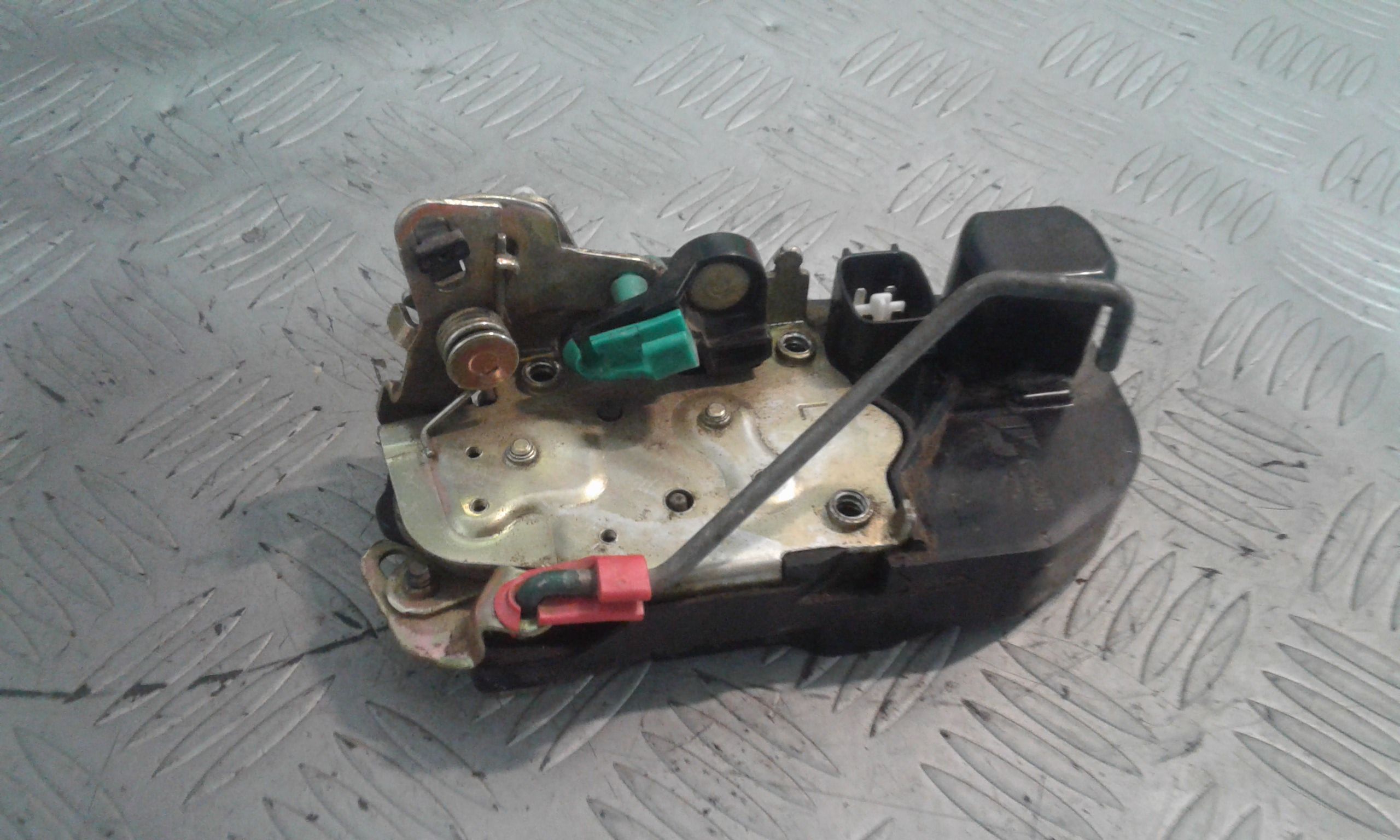 Serratura Porta Post. Sinistro K68268219AA Usato