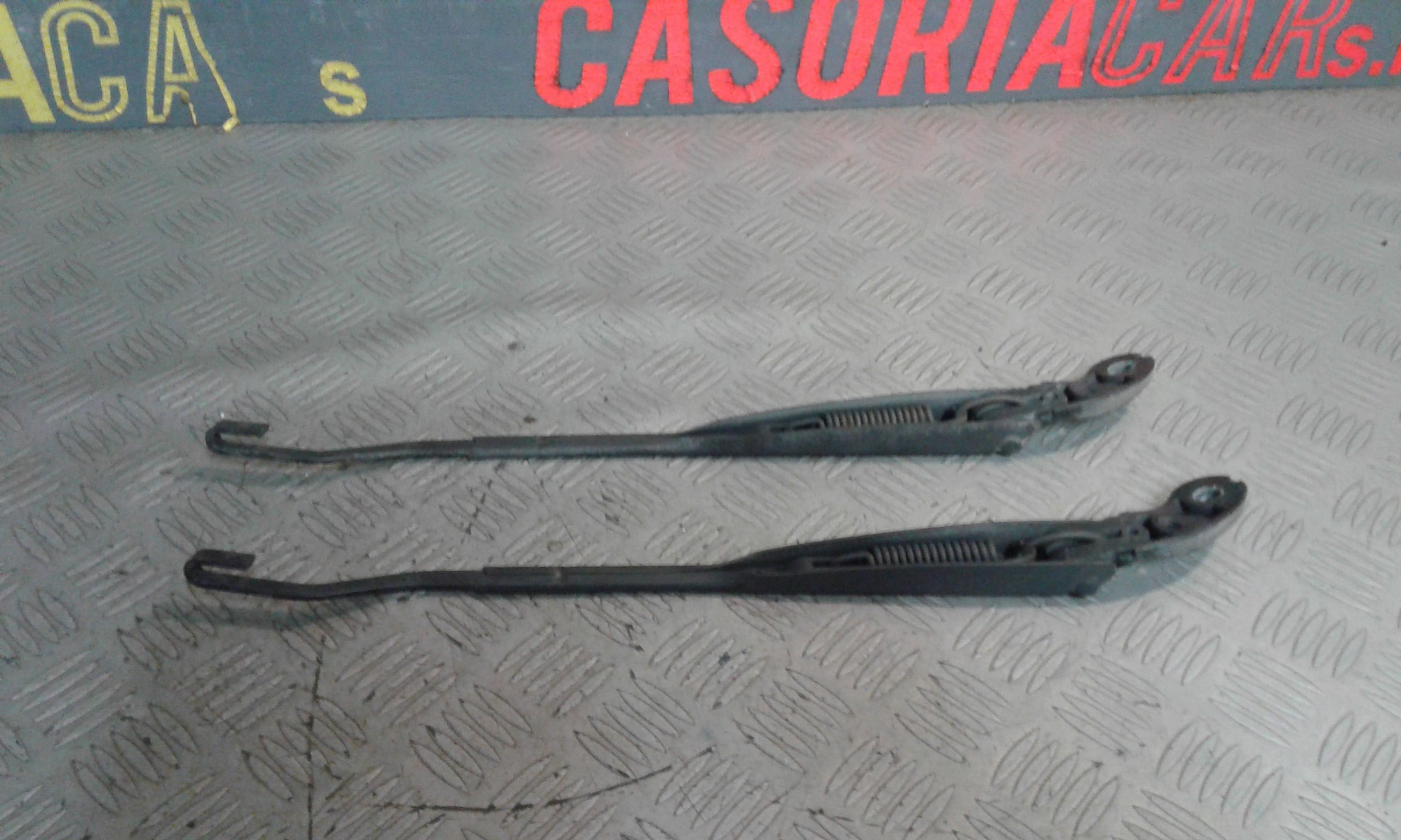 Braccio Tergiparabrezza Usato