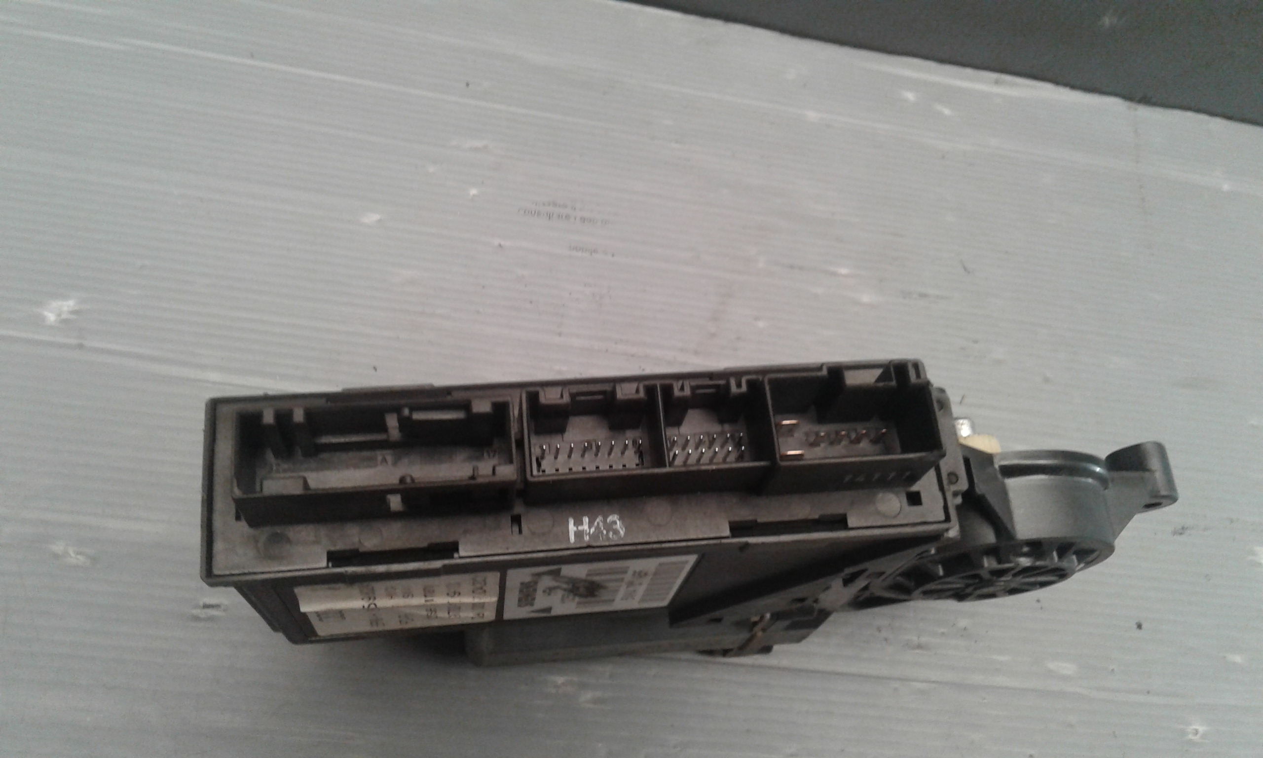 Motorino Alzacristallo Porta Post. Destro 8E0959802E Usato