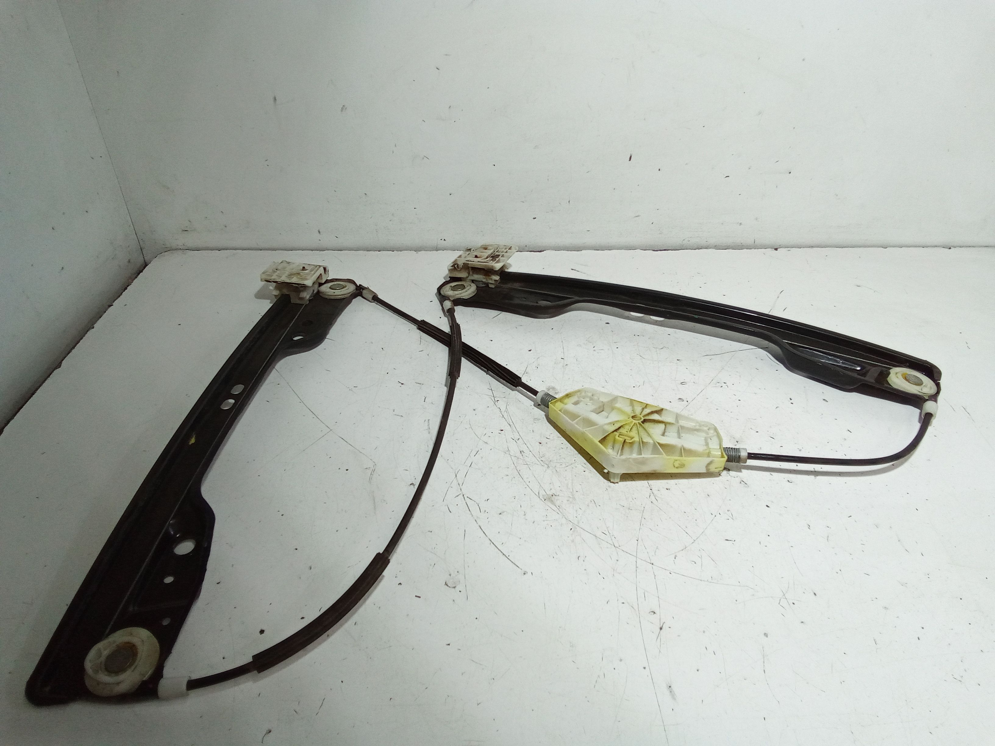 Alzacristallo Porta Ant. Destro Usato