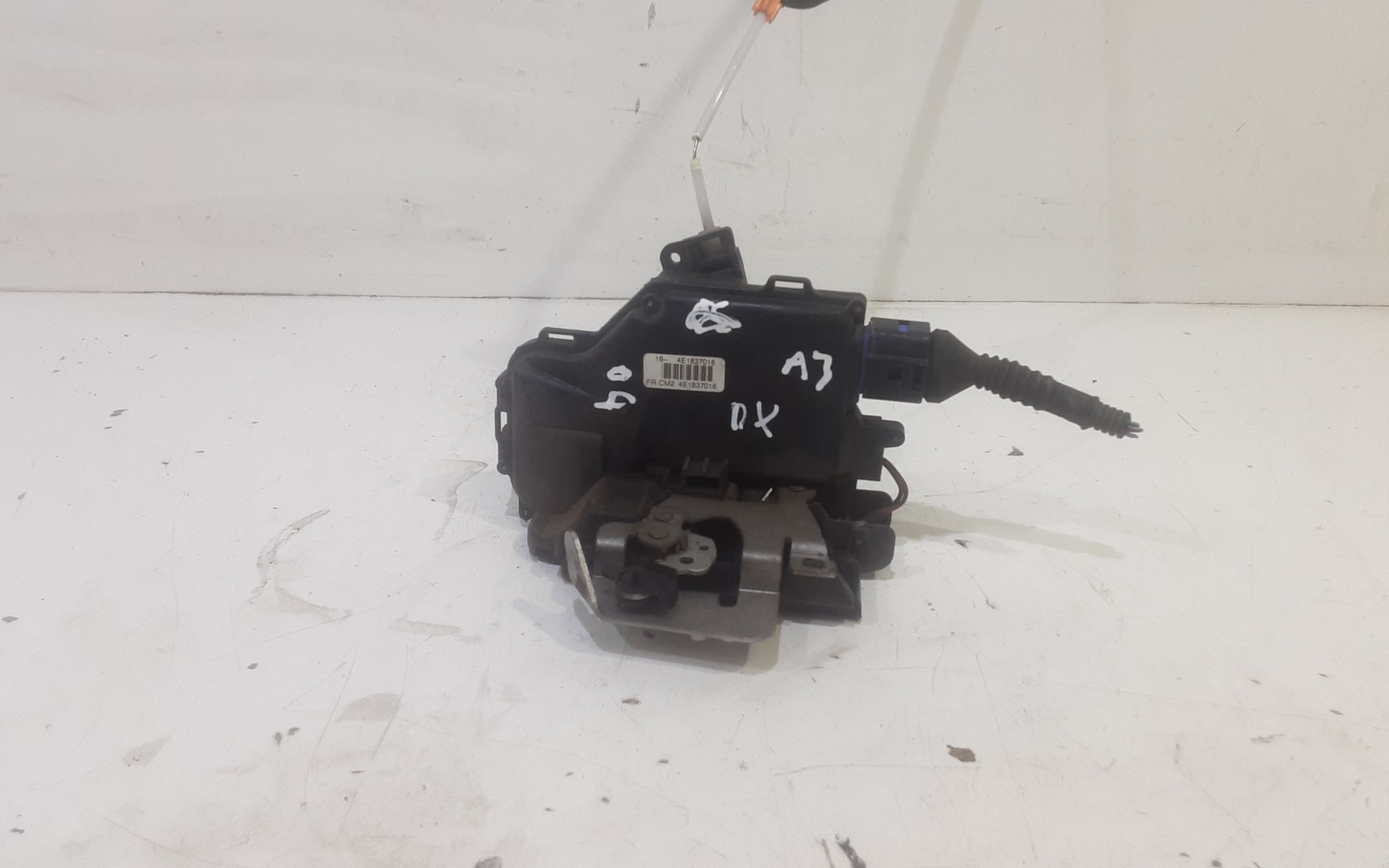 Serratura Porta Ant. Destro 4F1837016 Usato