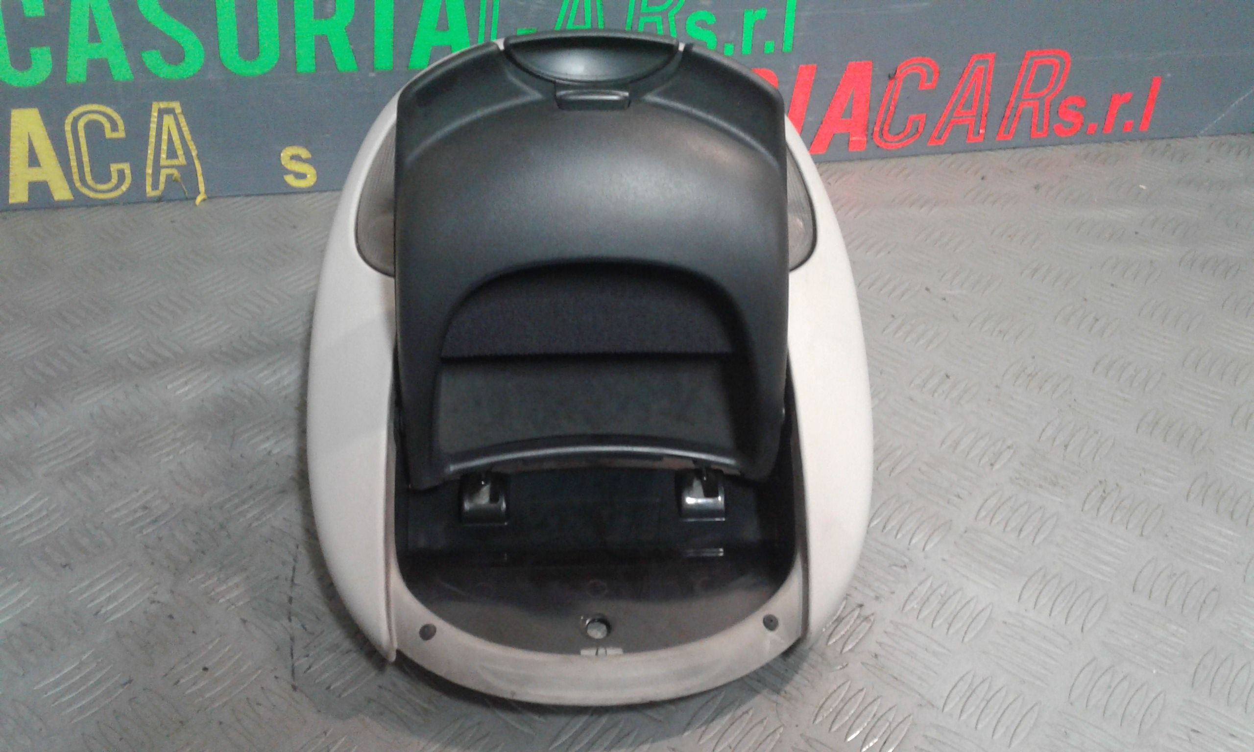 Luce Cortesia Ant. Tetto Usato