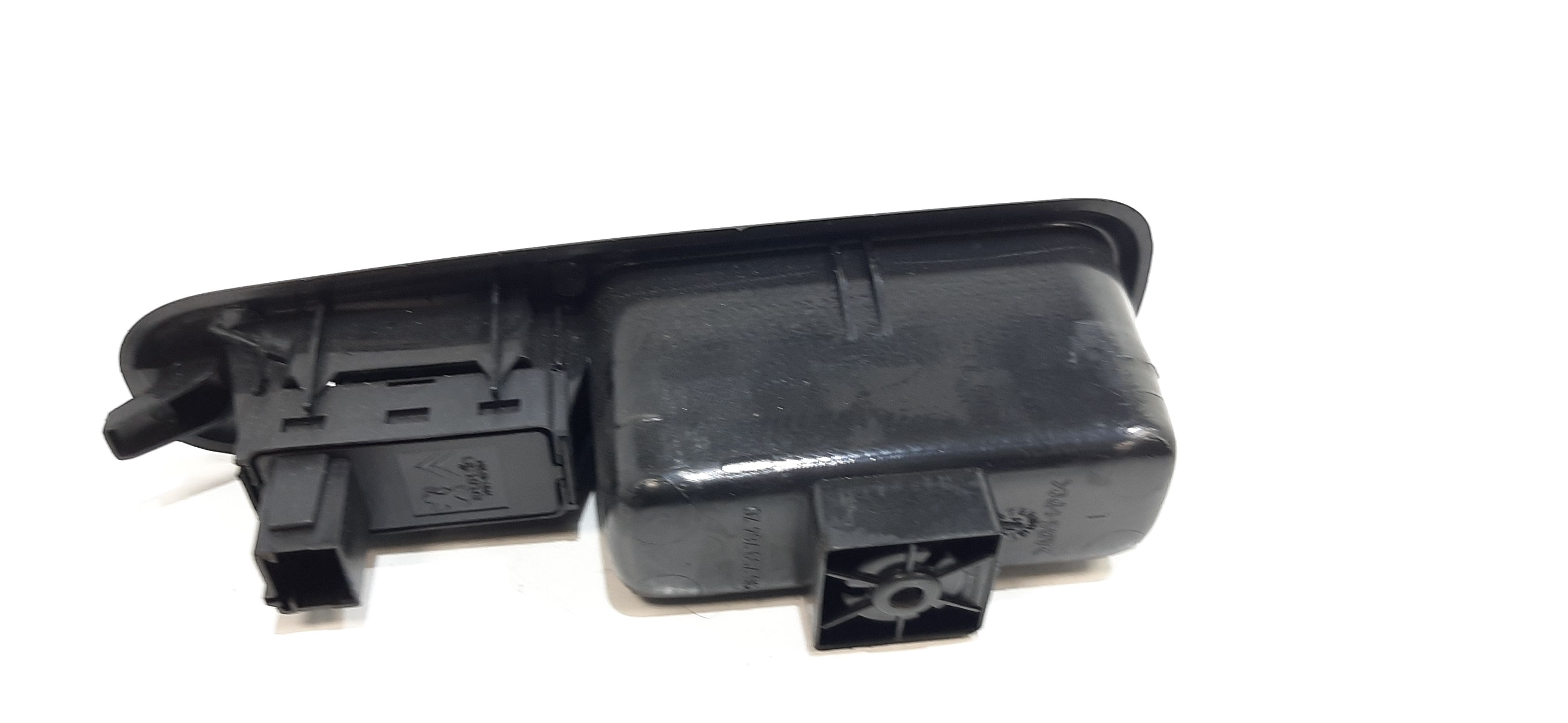 Interruttore Alzacristalli Porta Post. Destro 6490RK Usato