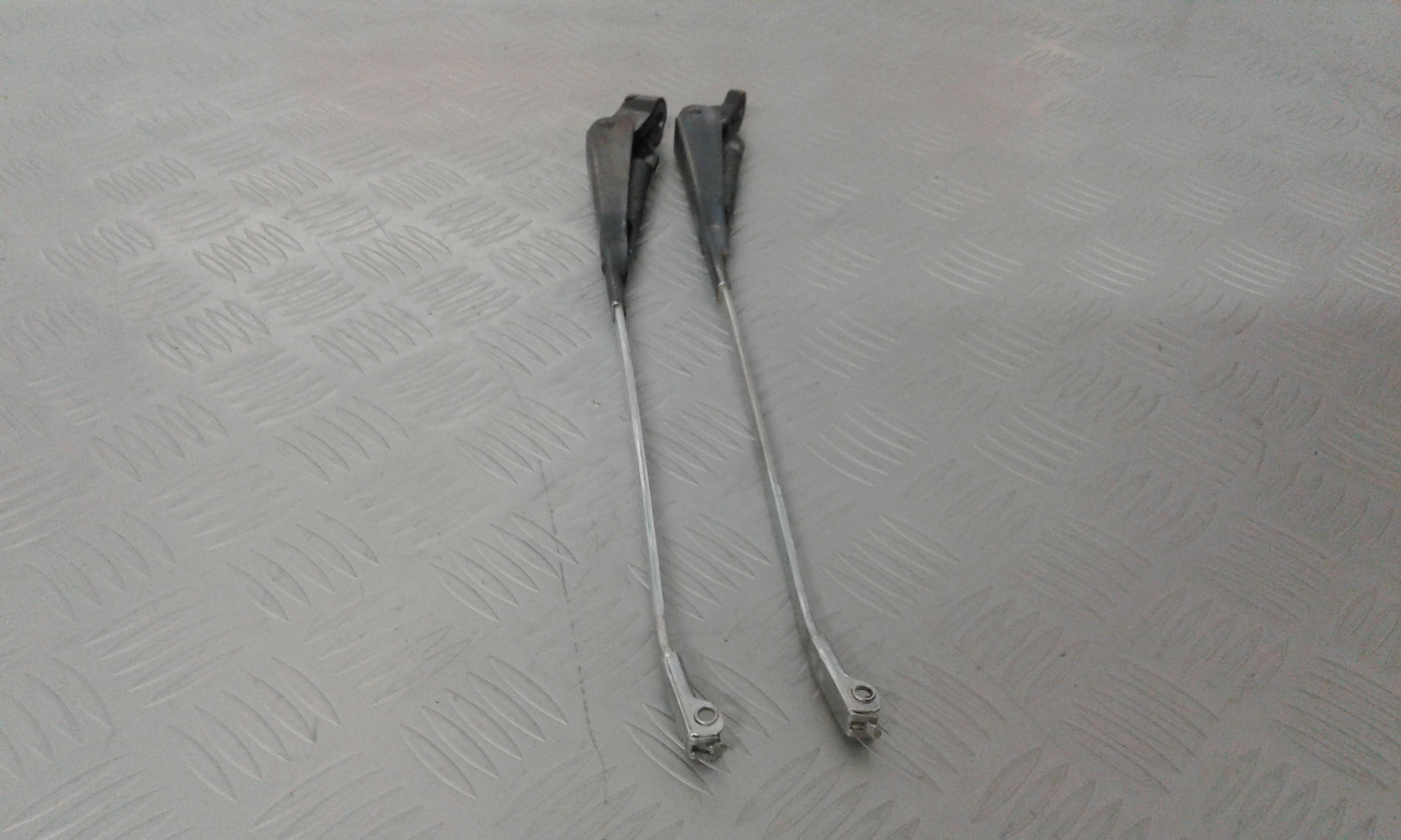 Braccio Tergiparabrezza Usato