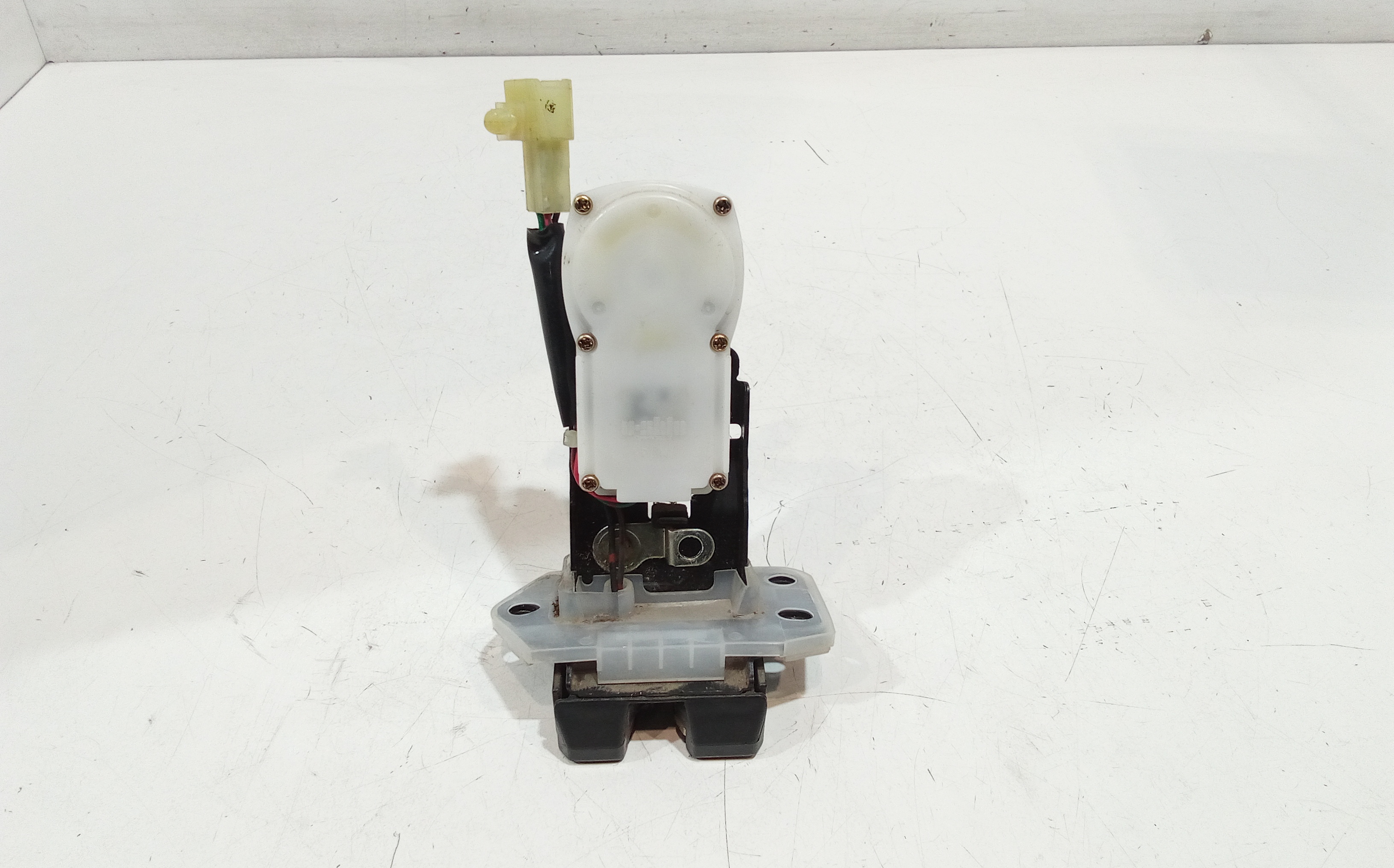 Serratura Cofano Ant. 8211086G00000 Usato