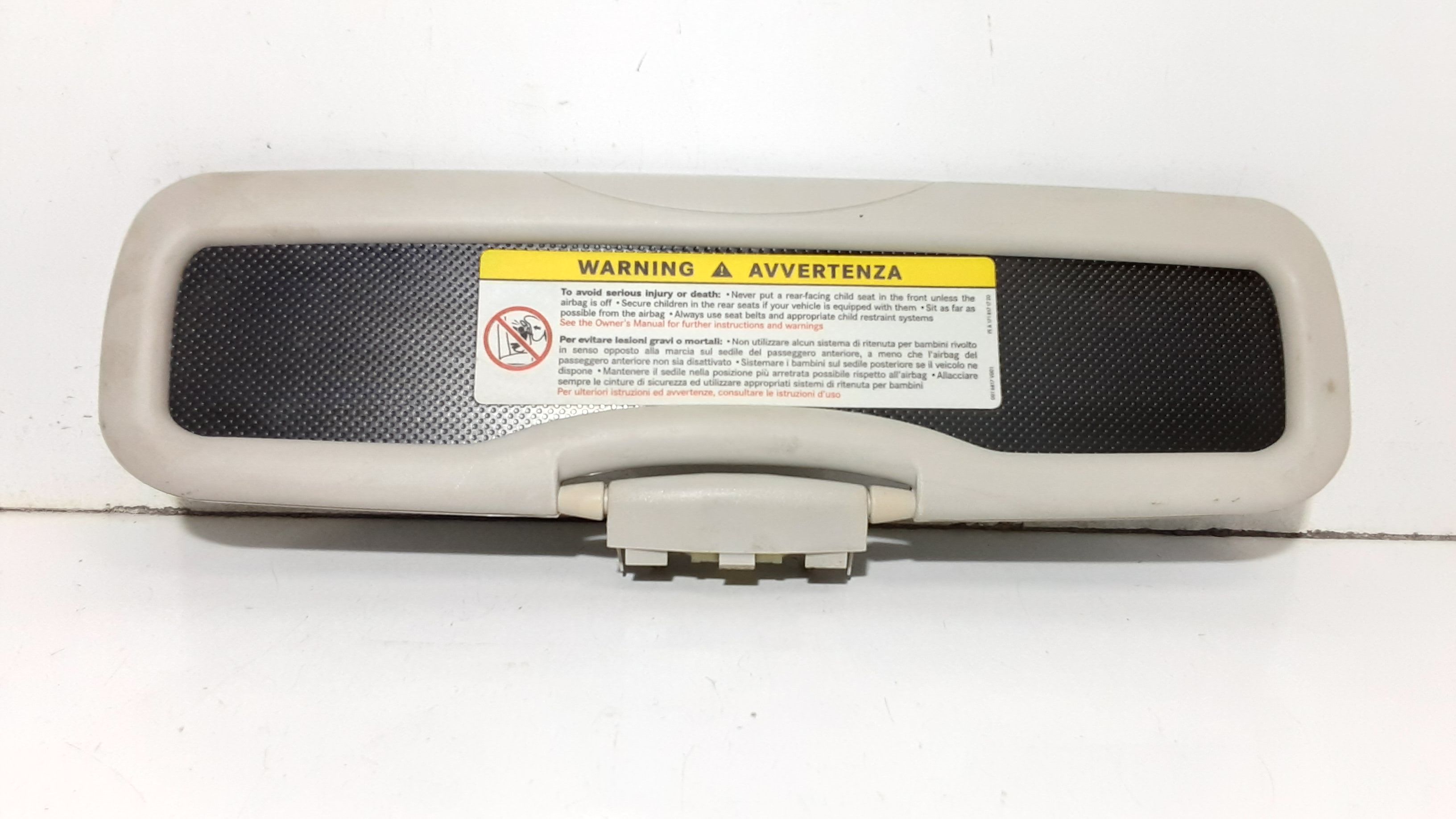 Aletta Parasole Parabrezza Destro Q0000706V007C24A00 Usato