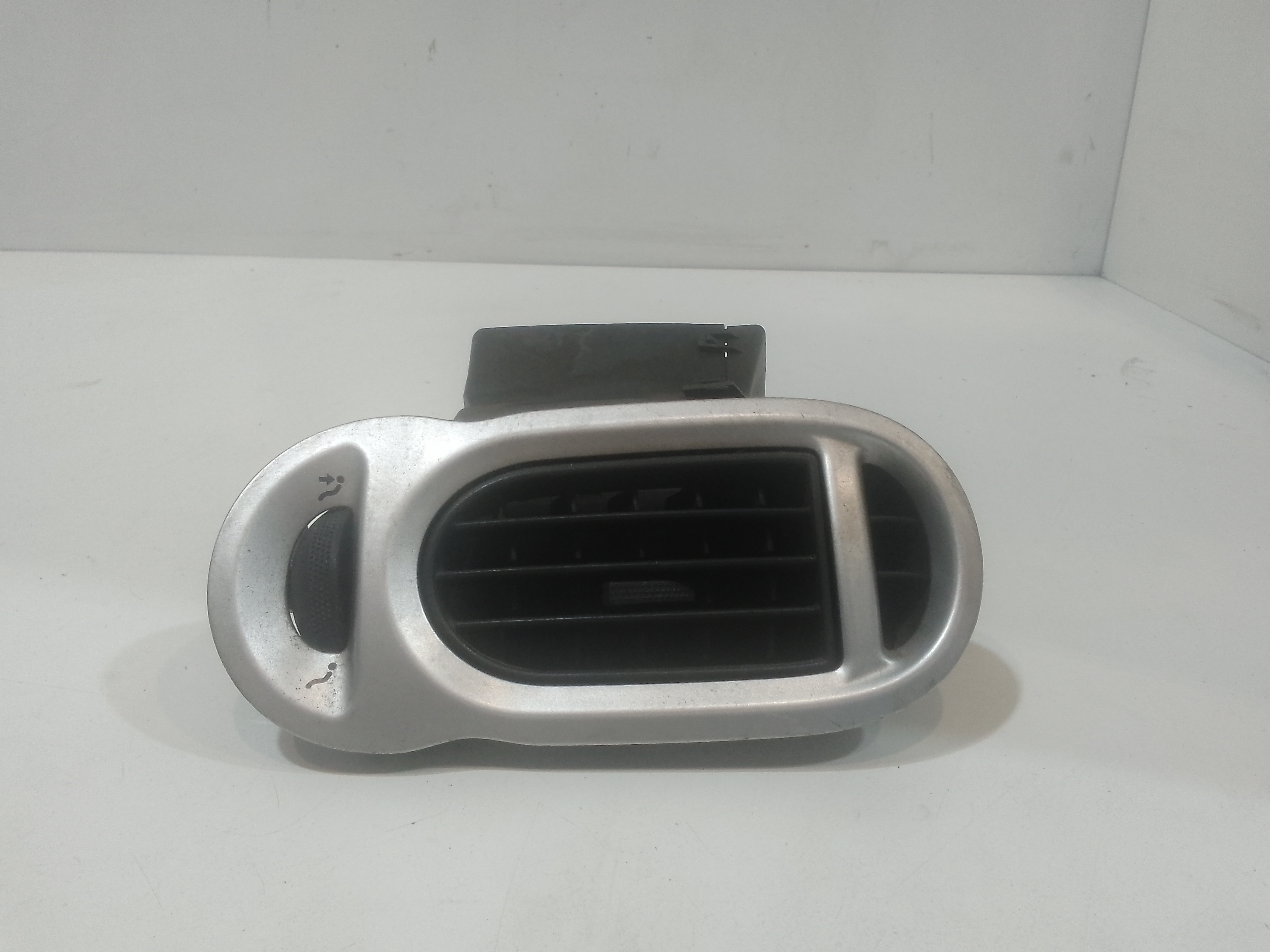 Condotto Aria Bocchette Lat. Cruscotto Destro Usato