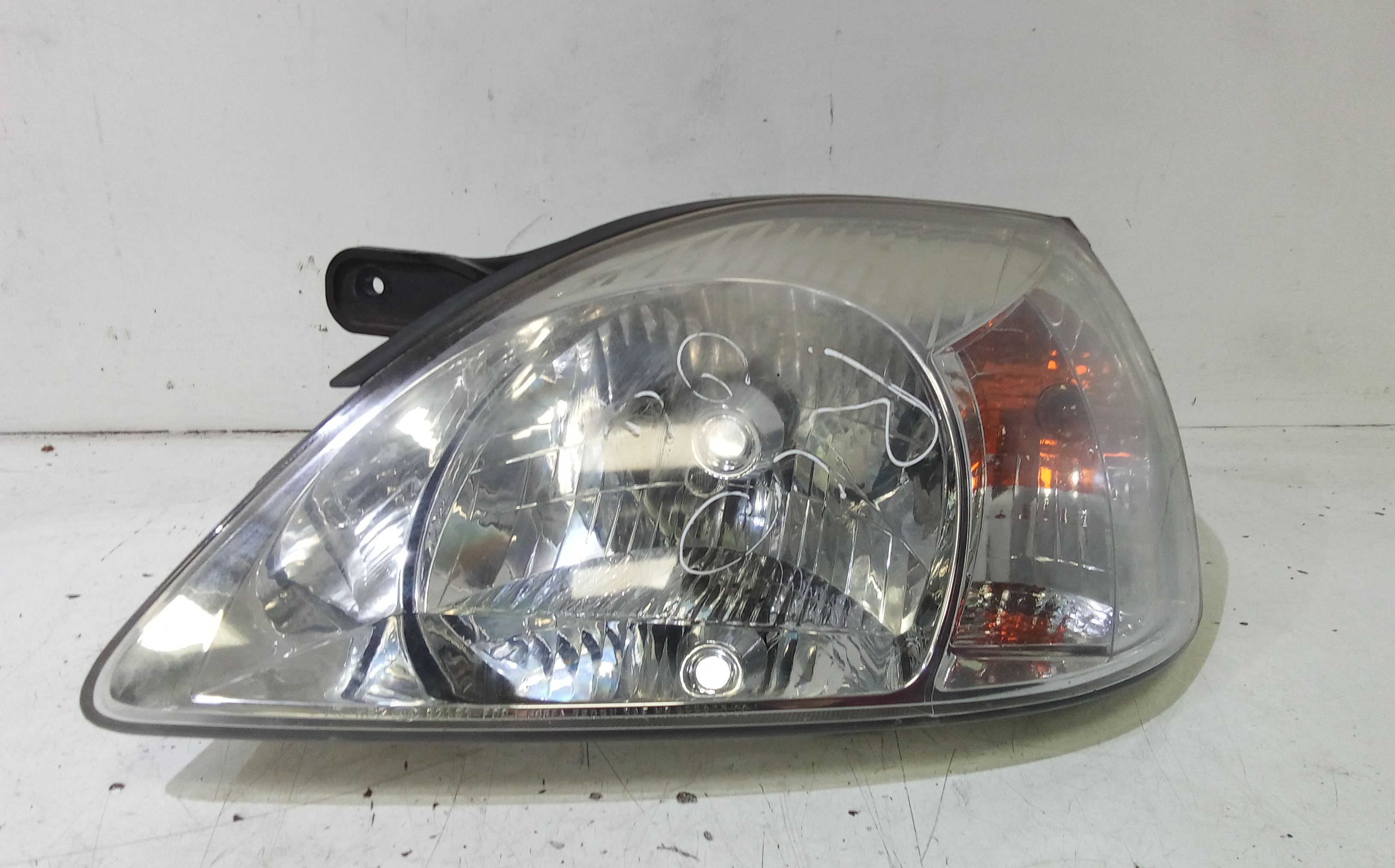 Proiettore Sinistro 92101FD010 Usato