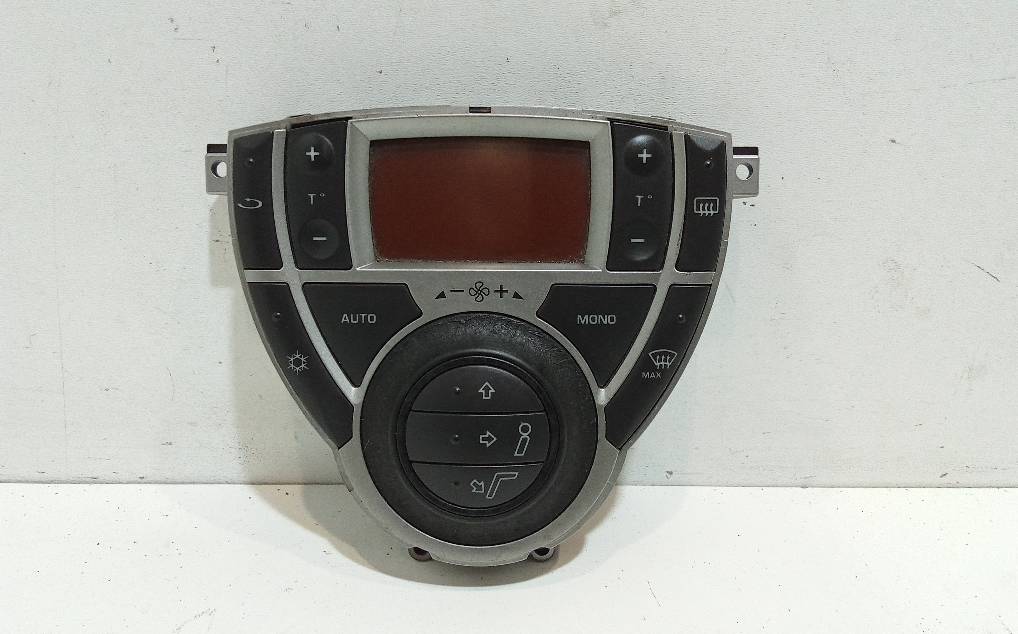 Blocco Comando Climatizzazione 1498679689 Usato