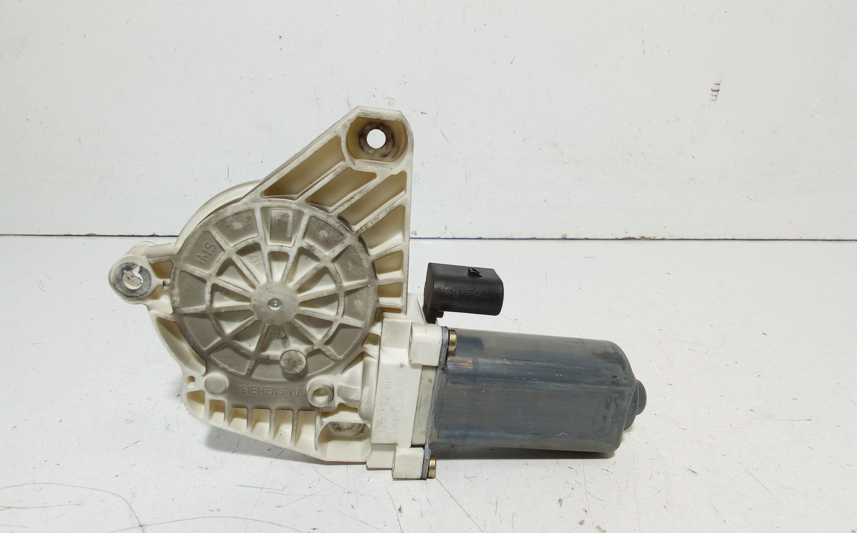 Motorino Alzacristallo Porta Ant. Sinistro A1698201542 Usato