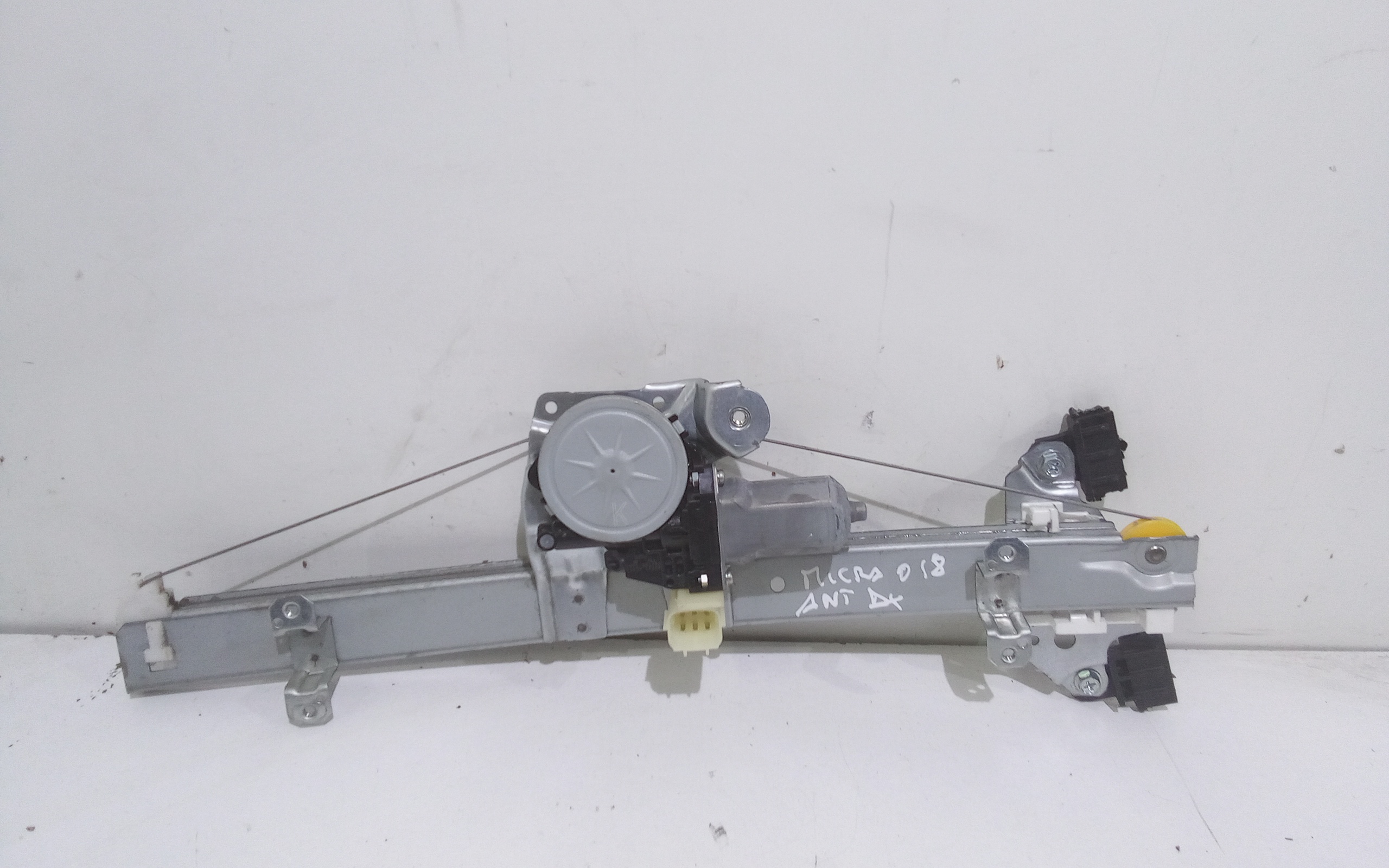 Alzacristallo Porta Ant. Destro Usato