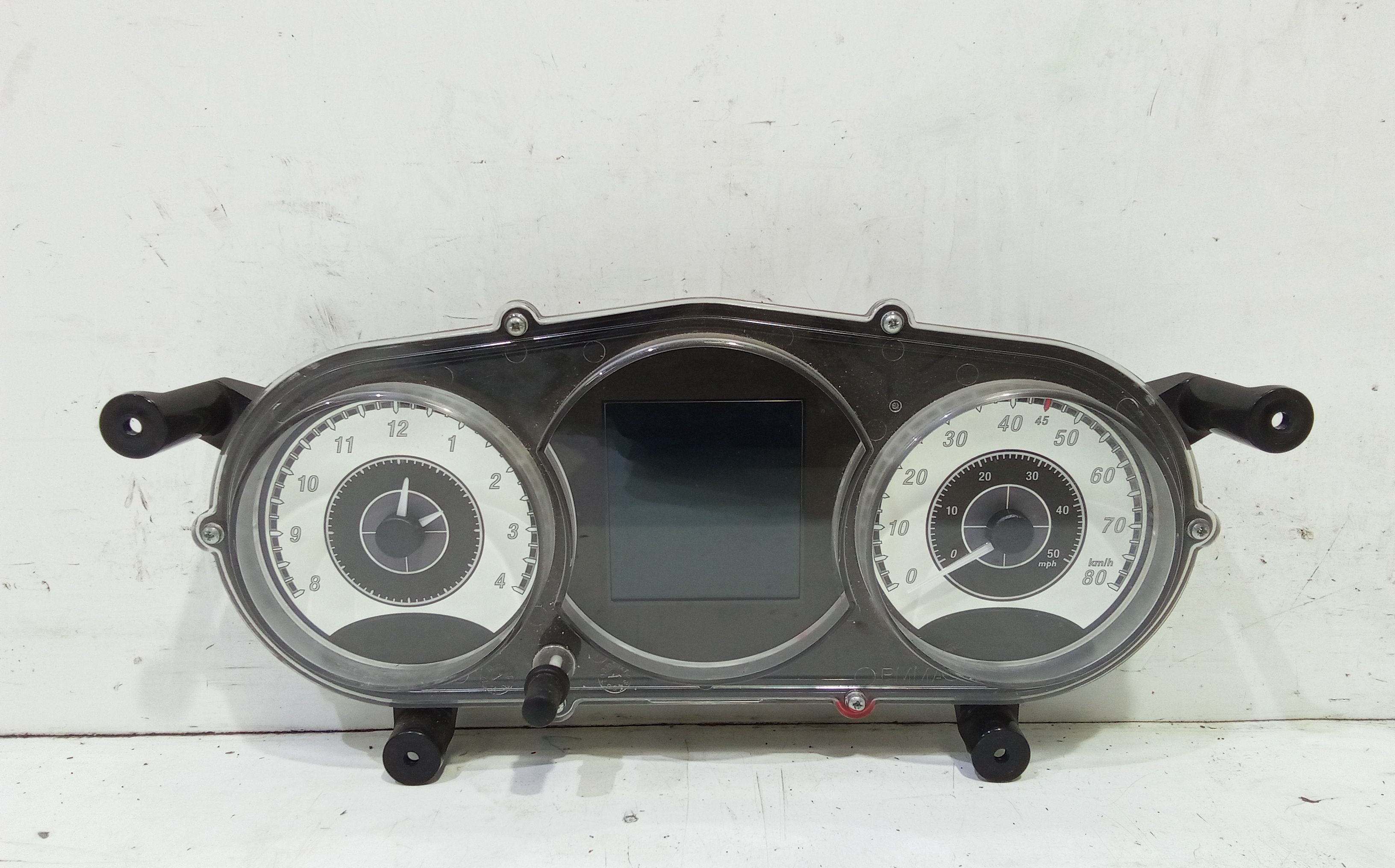 Quadro Portastrumenti Usato