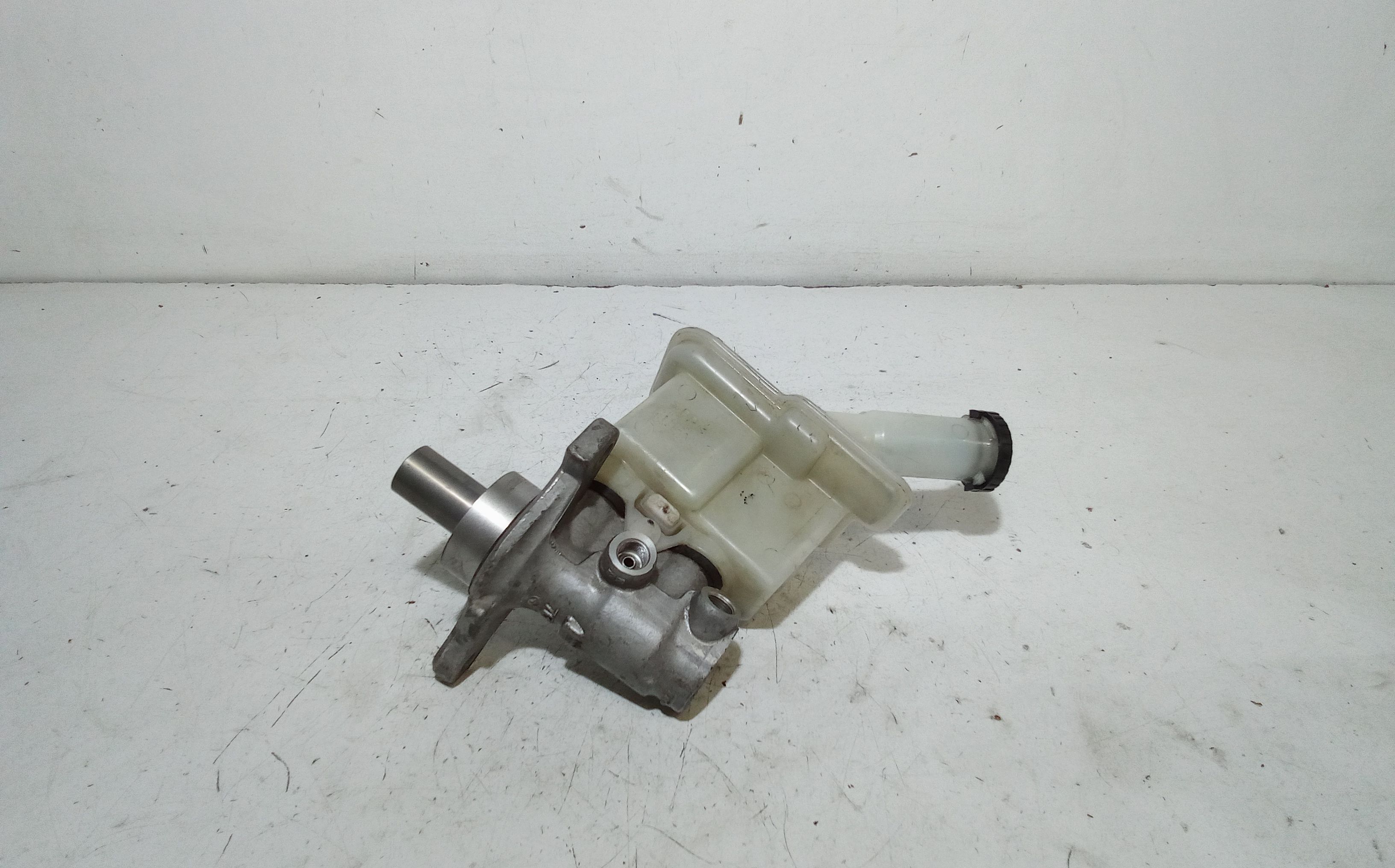 Pompa Comando Freni D60101HB2B Usato