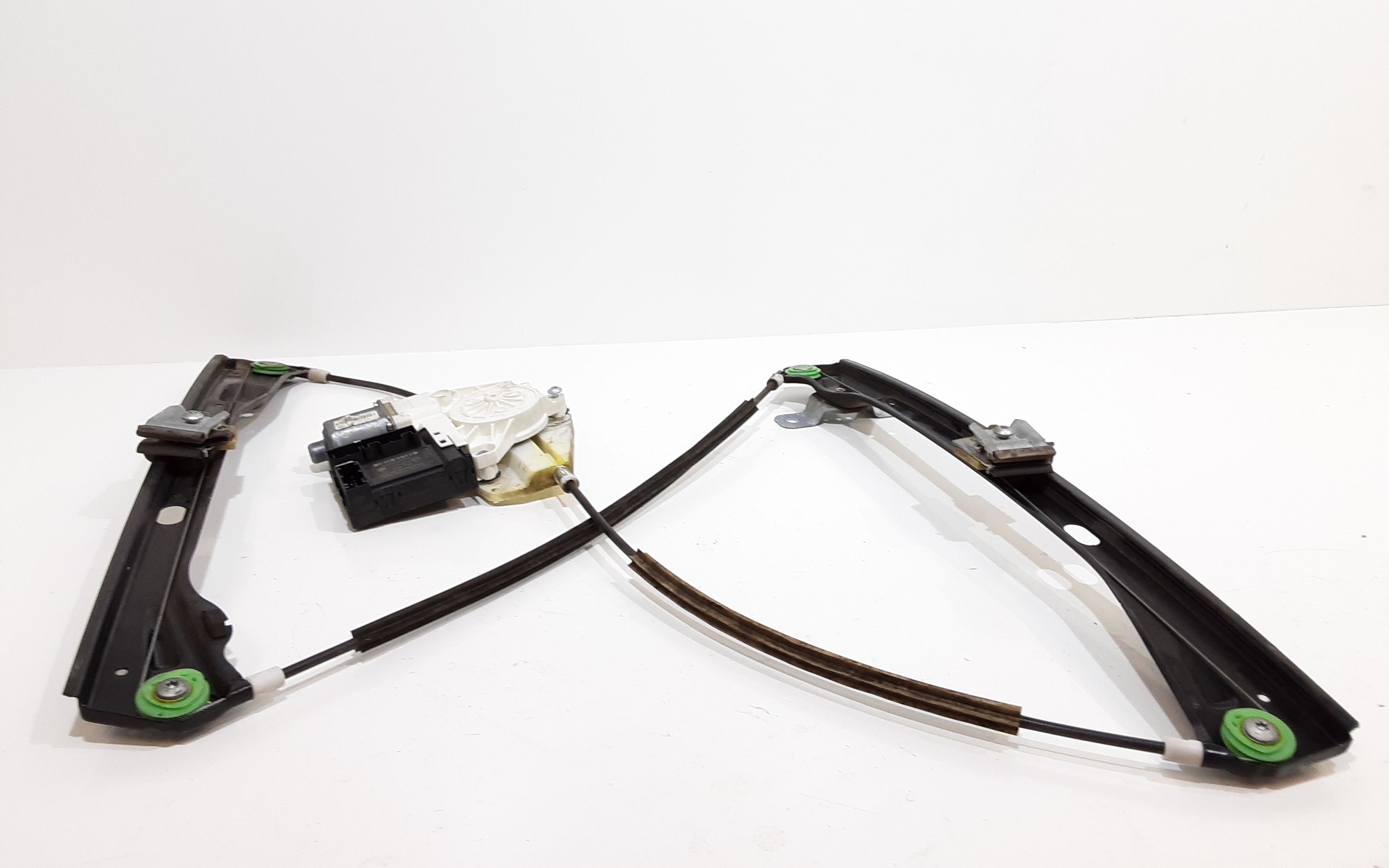 Alzacristallo Porta Ant. Destro Usato