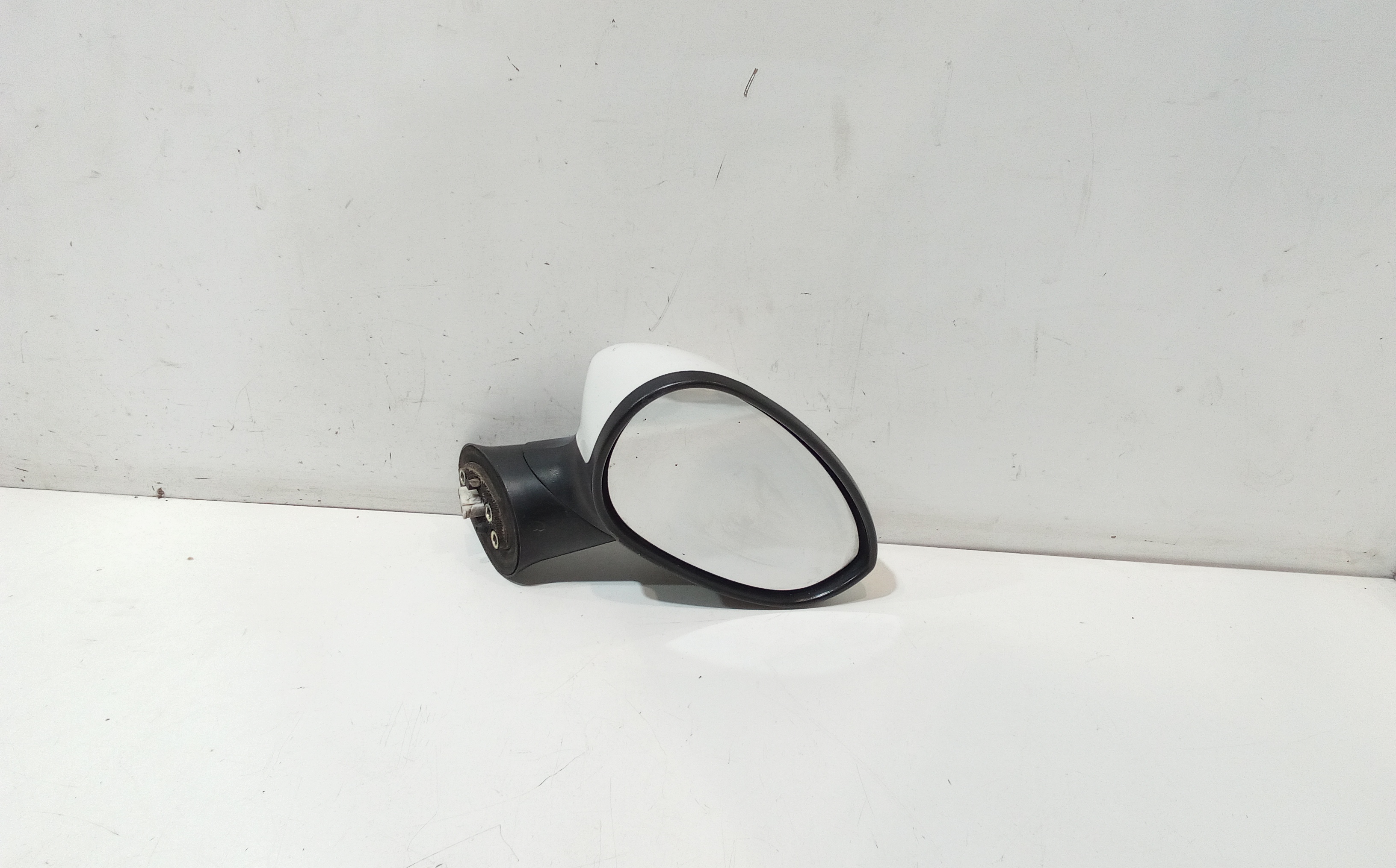 Retrovisore Est. Destro 735465558 Usato