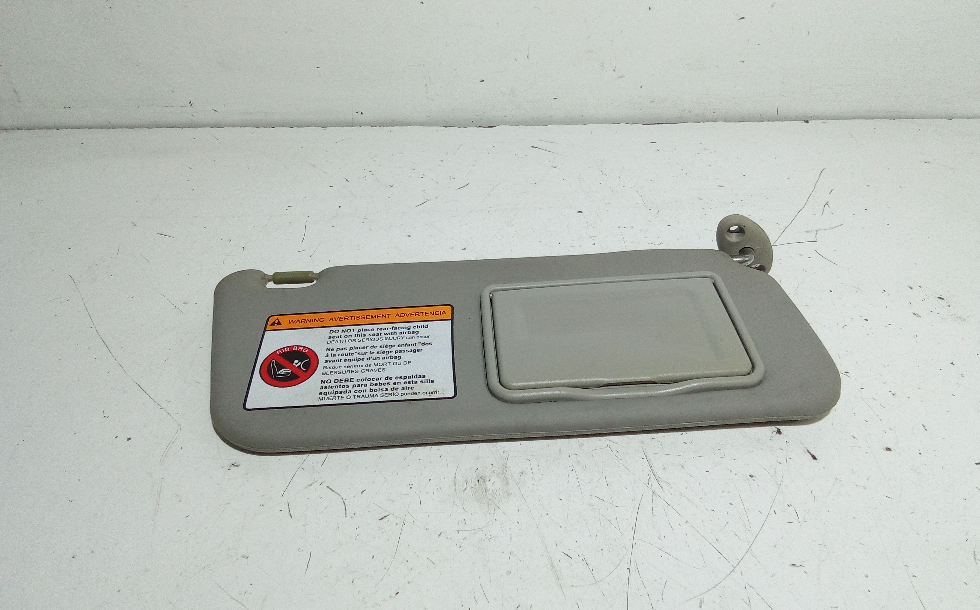 Aletta Parasole Parabrezza Destro 96279929 Usato