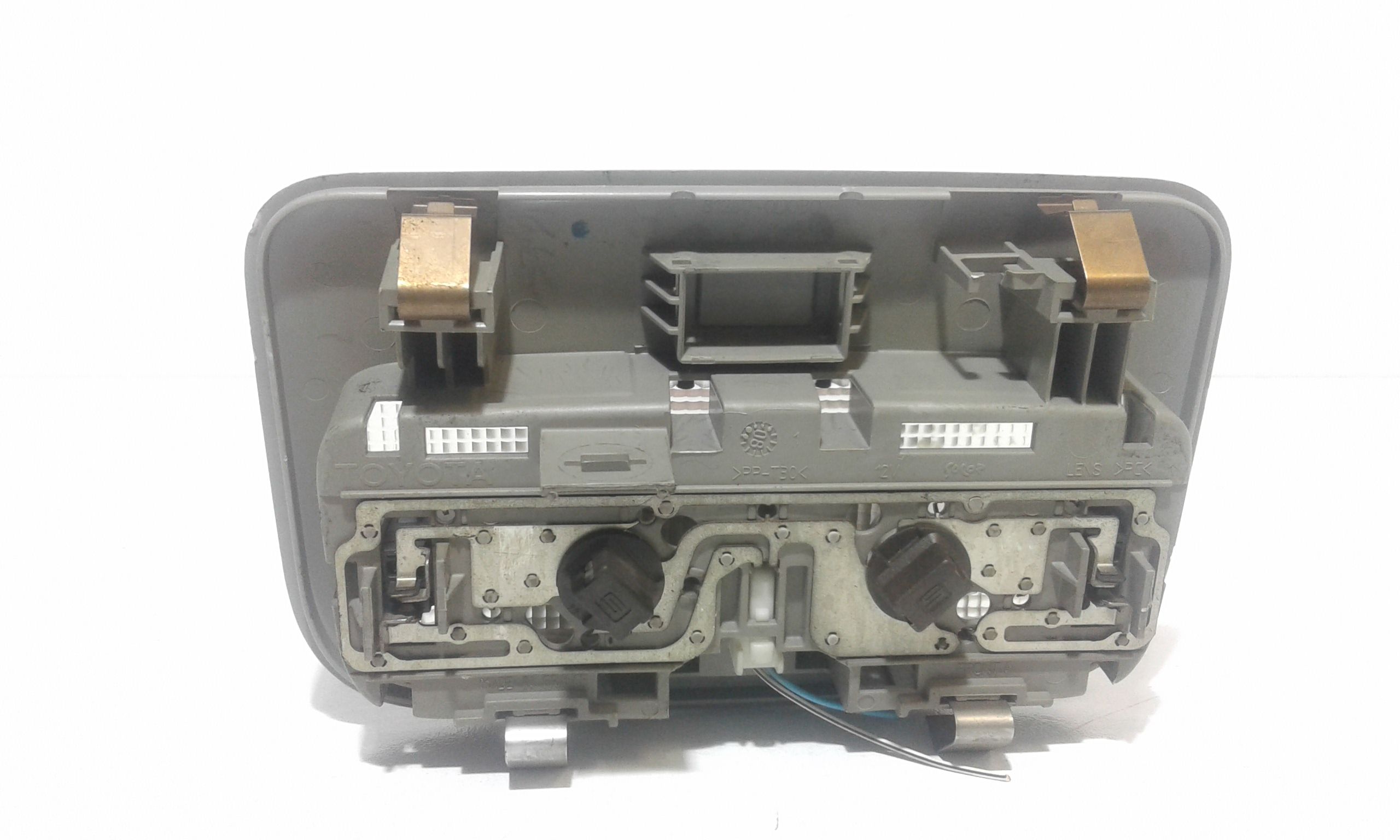 Luce Cortesia Ant. Tetto 8126052030B0 Usato