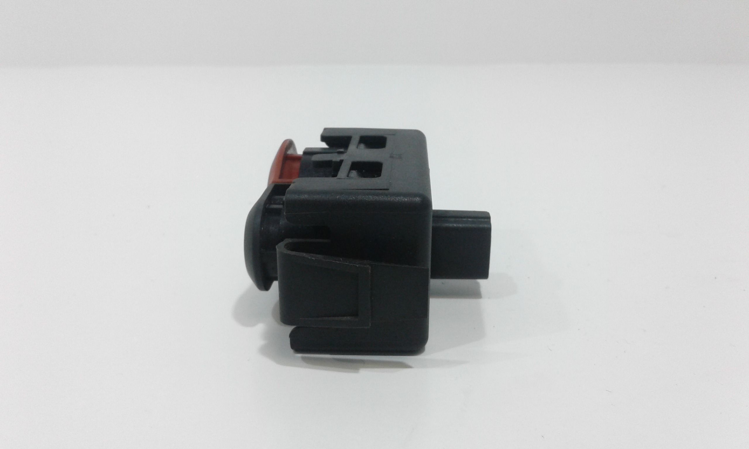 Interruttore Luci Emergenza 252103766R Usato