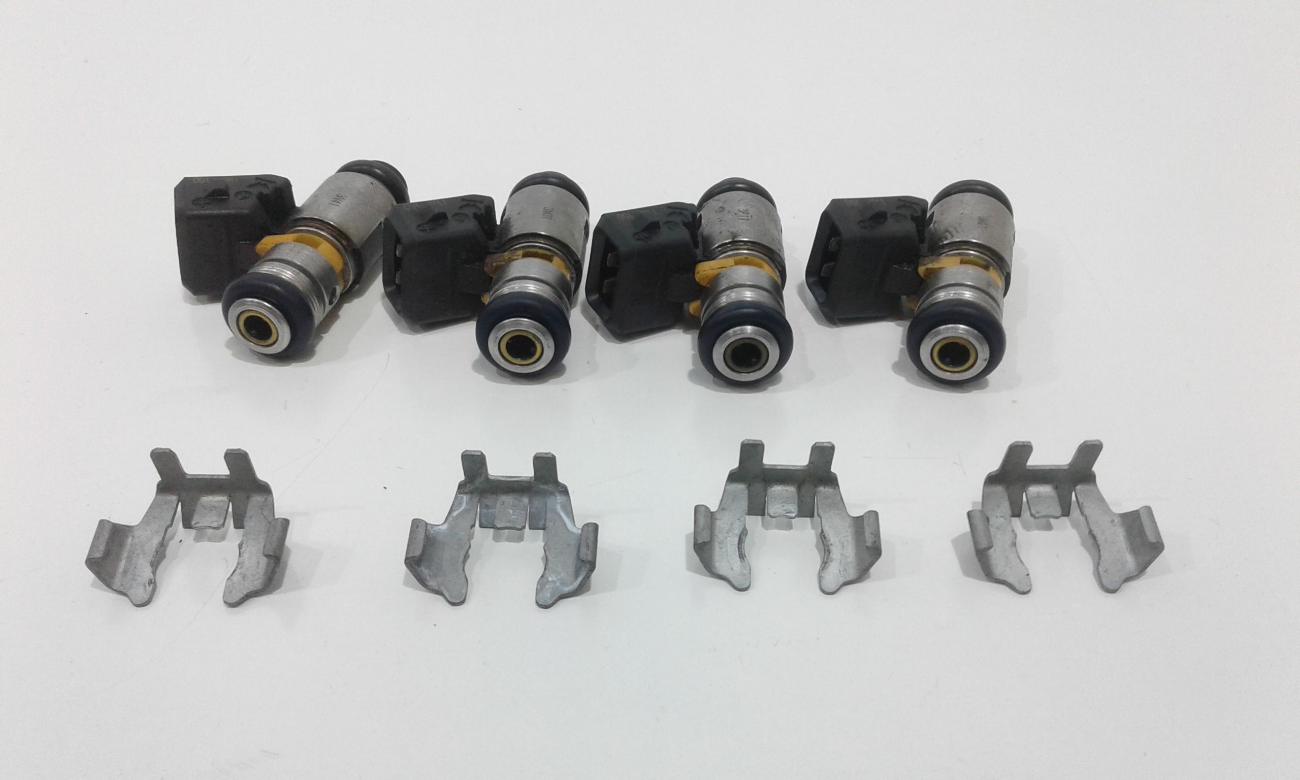 Iniettore 55223281 Usato