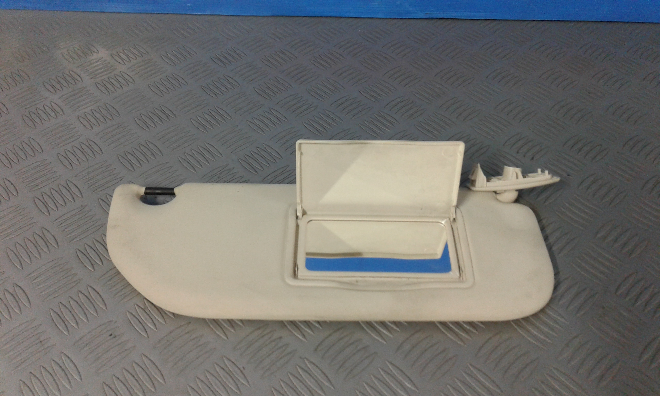 Aletta Parasole Parabrezza Destro Usato