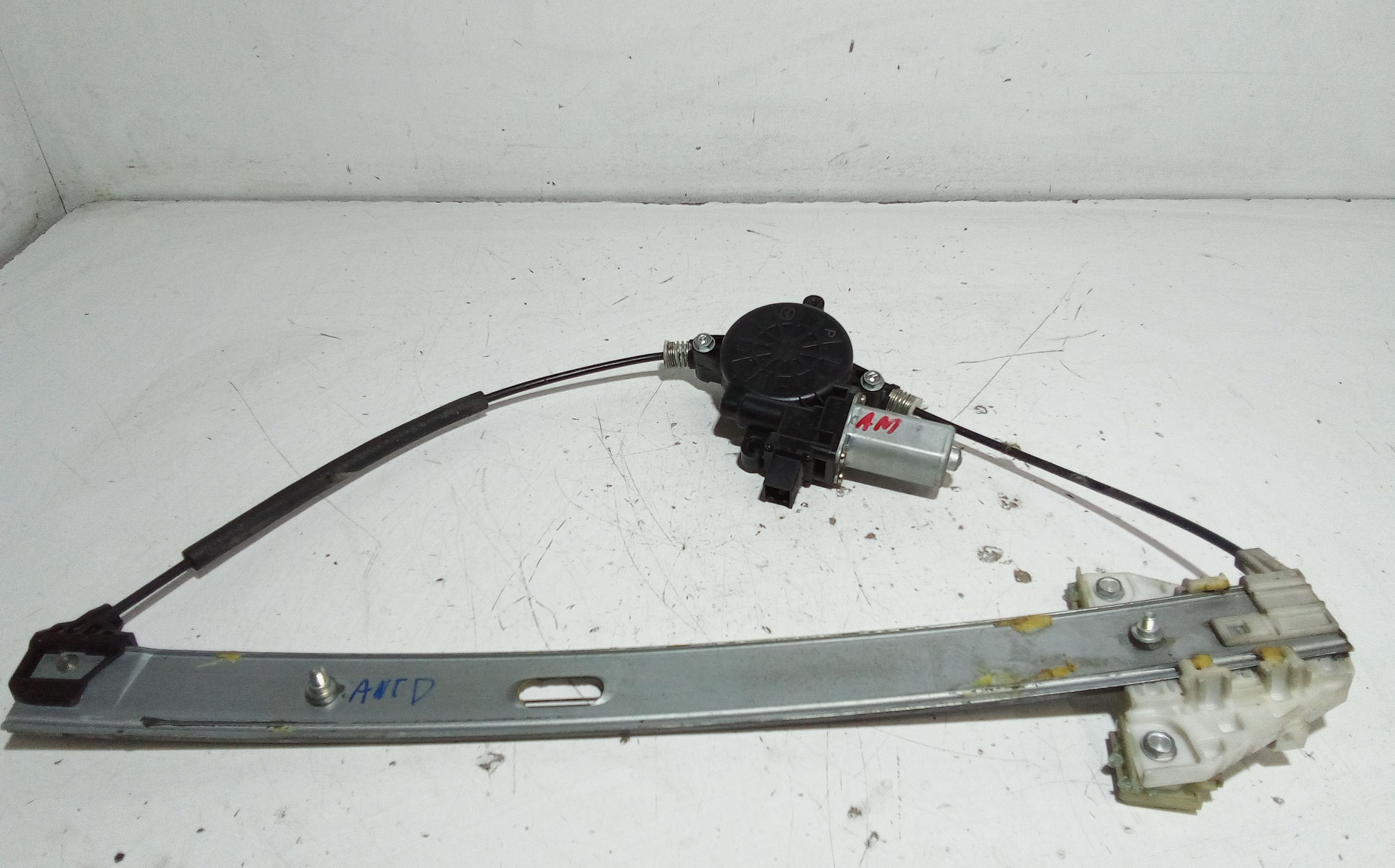 Alzacristallo Porta Ant. Destro BP4K58590A Usato