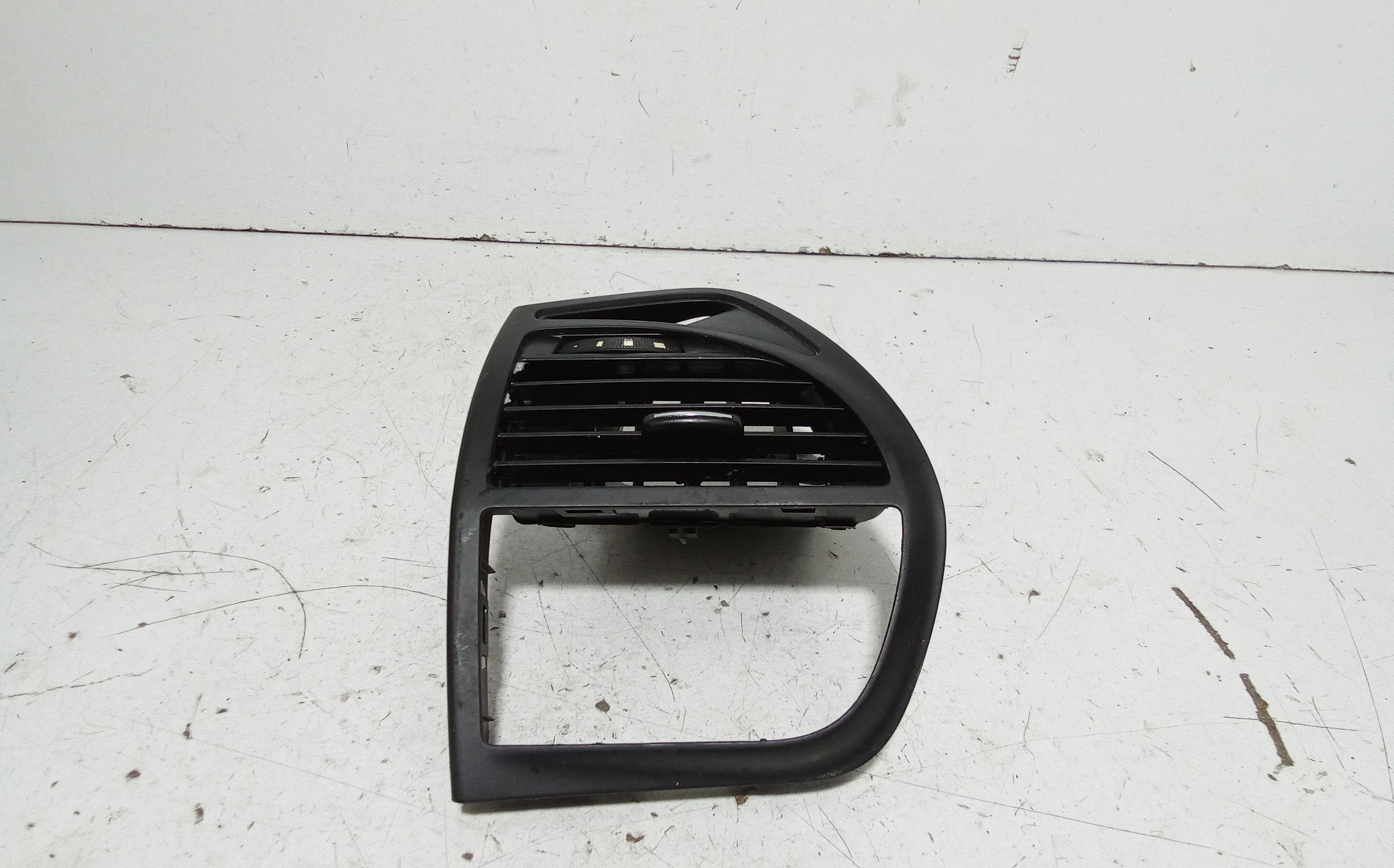 Condotto Aria Bocchette Lat. Cruscotto Sinistro 6447XR Usato