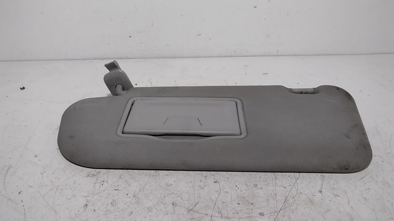 Aletta Parasole Parabrezza Sinistro BP4K69320C30 Usato