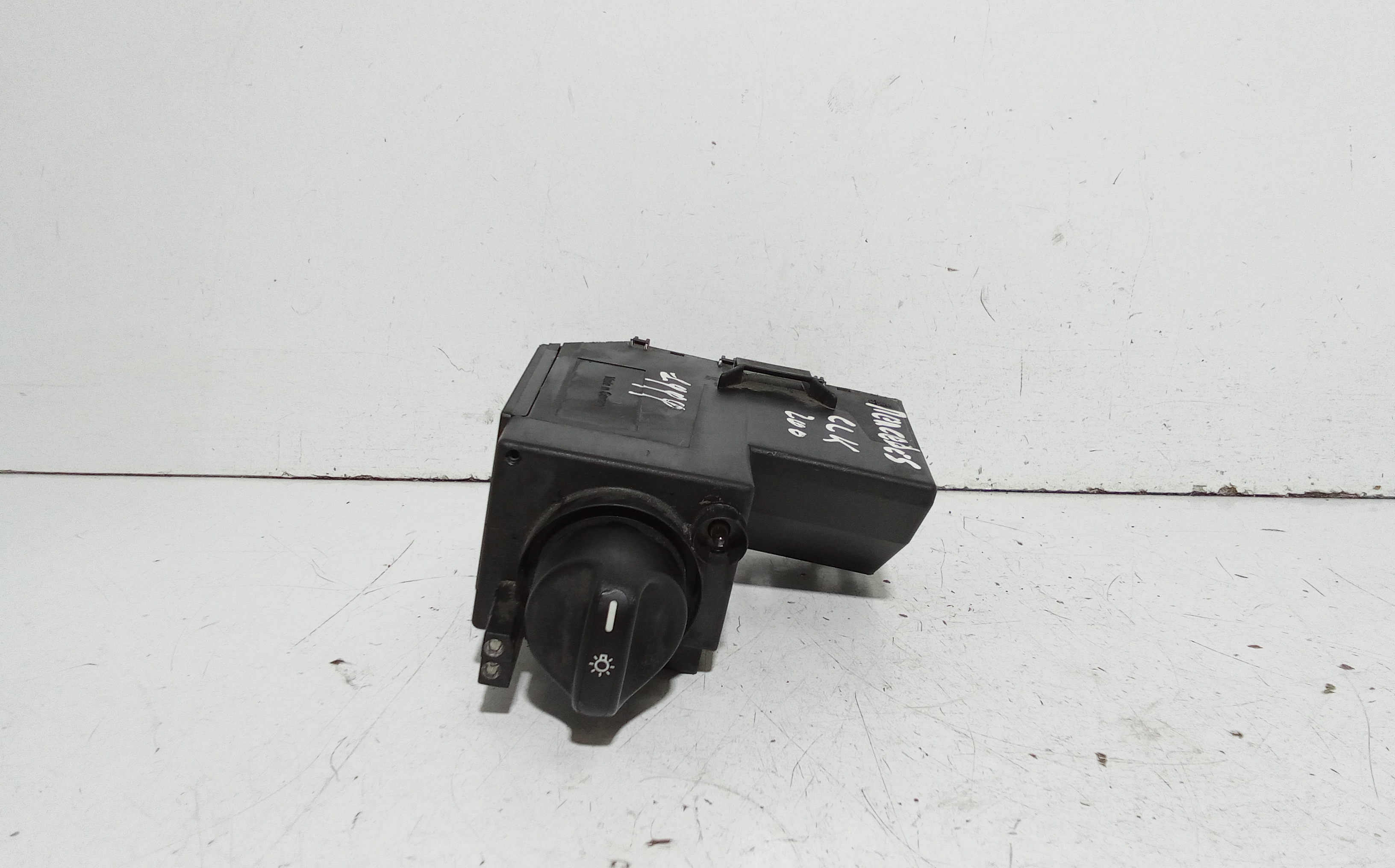 Interruttore Blocco Comando Luci A2085450010 Usato