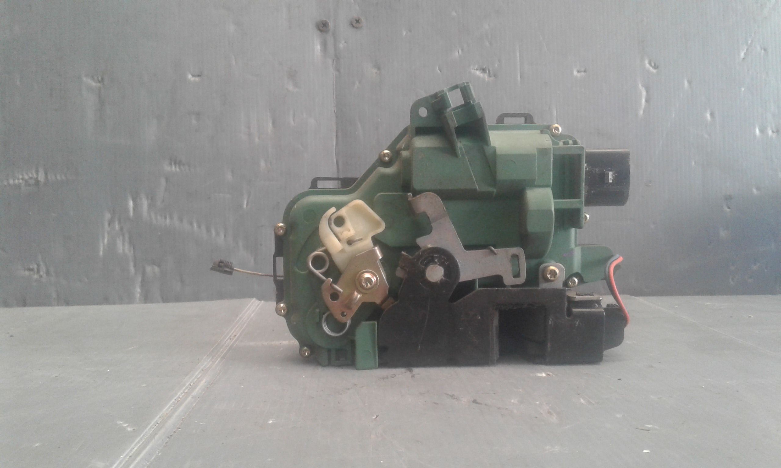 Serratura Porta Ant. Sinistro 3B1837015A Usato