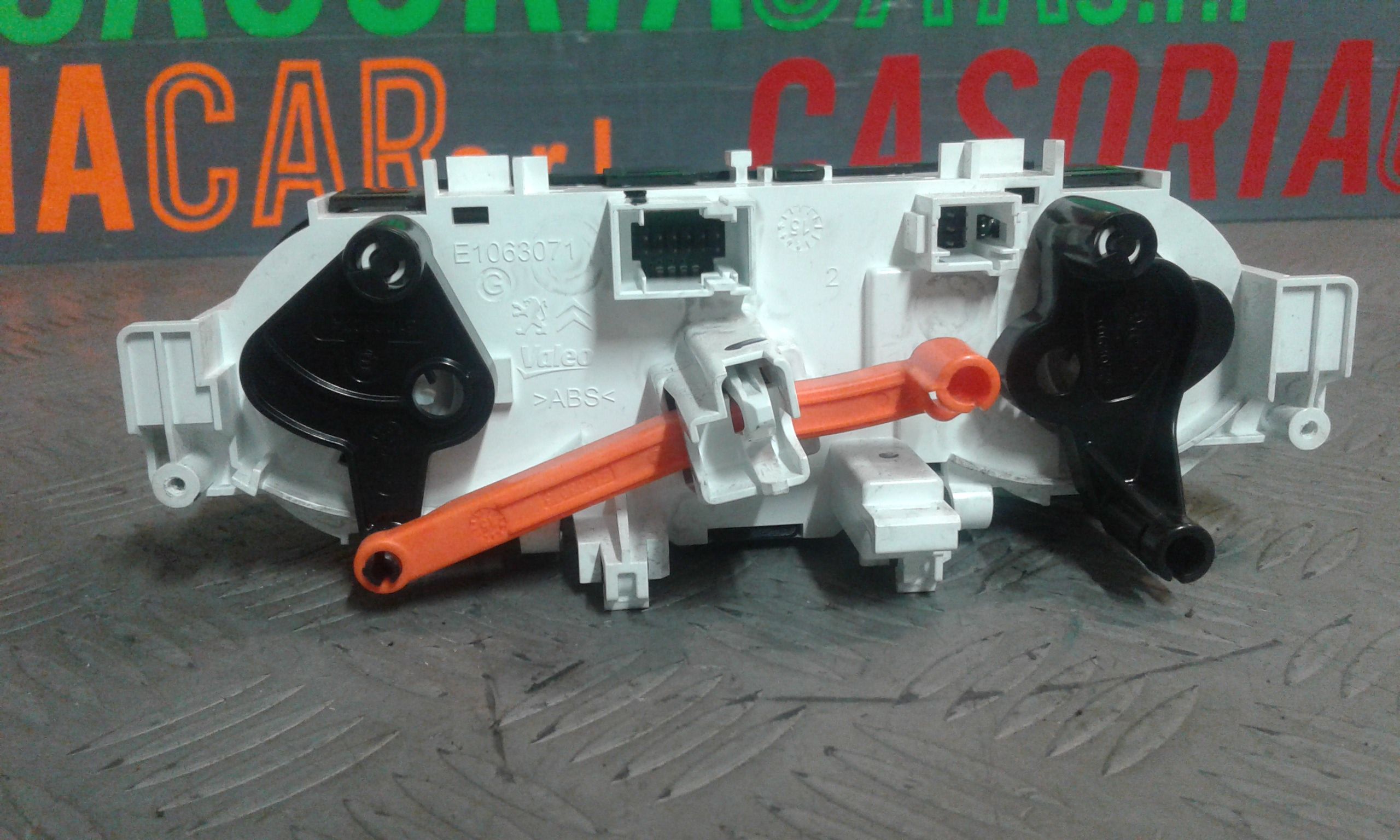 Blocco Comando Climatizzazione 96722471XU Usato