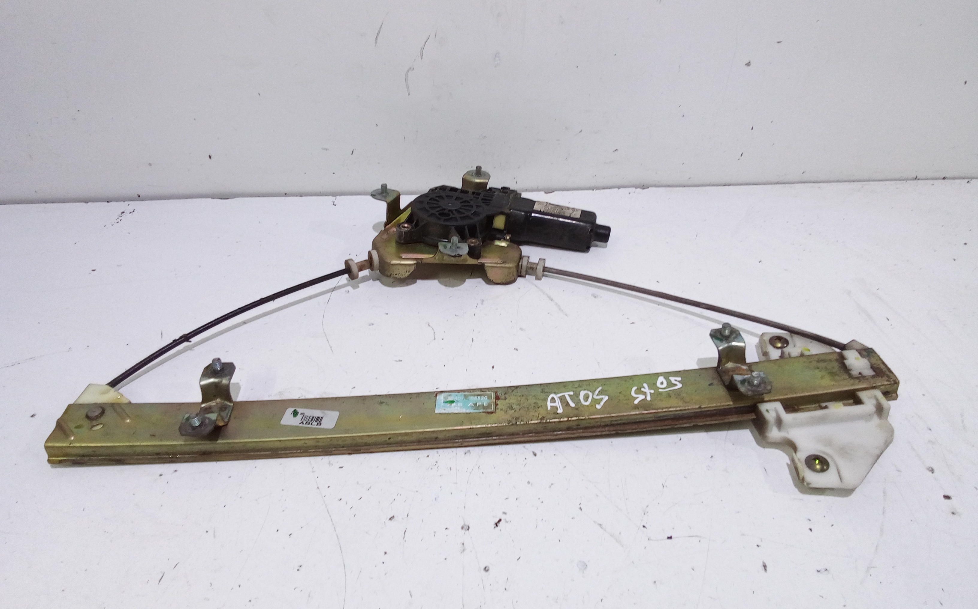 Alzacristallo Porta Ant. Sinistro 8240102000 Usato