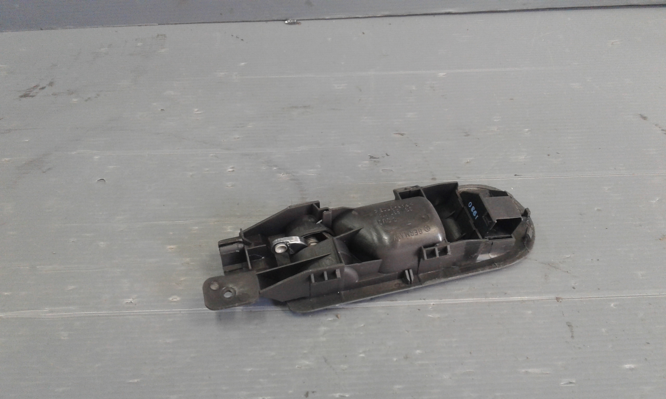 Maniglia Int. Apertura Porta Ant. Sinistro 3B1837113L2AQ Usato