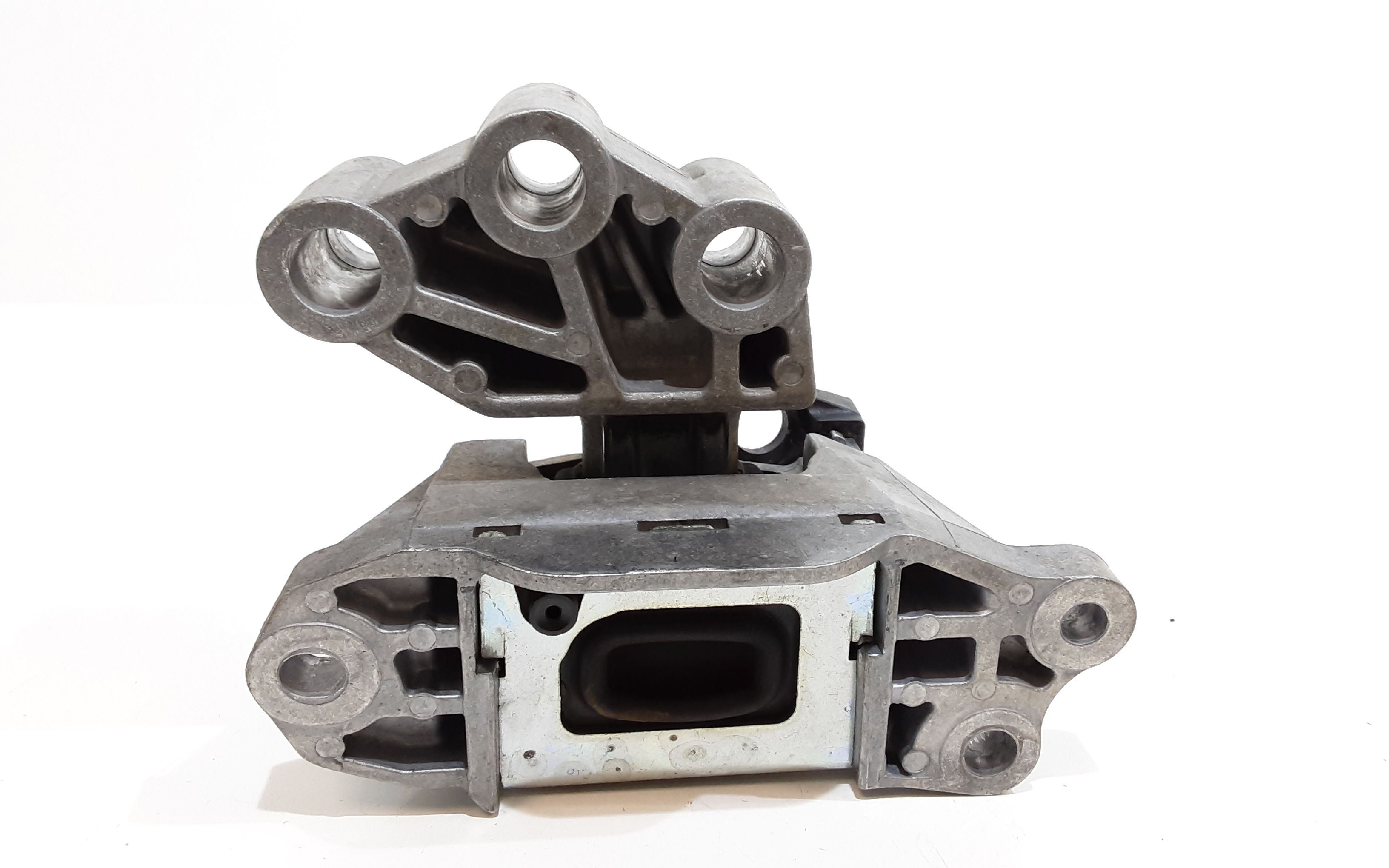 Piastra Alloggiamento Supporto Motore (Con Eventuale Bielletta O Tirante Associato) Usato