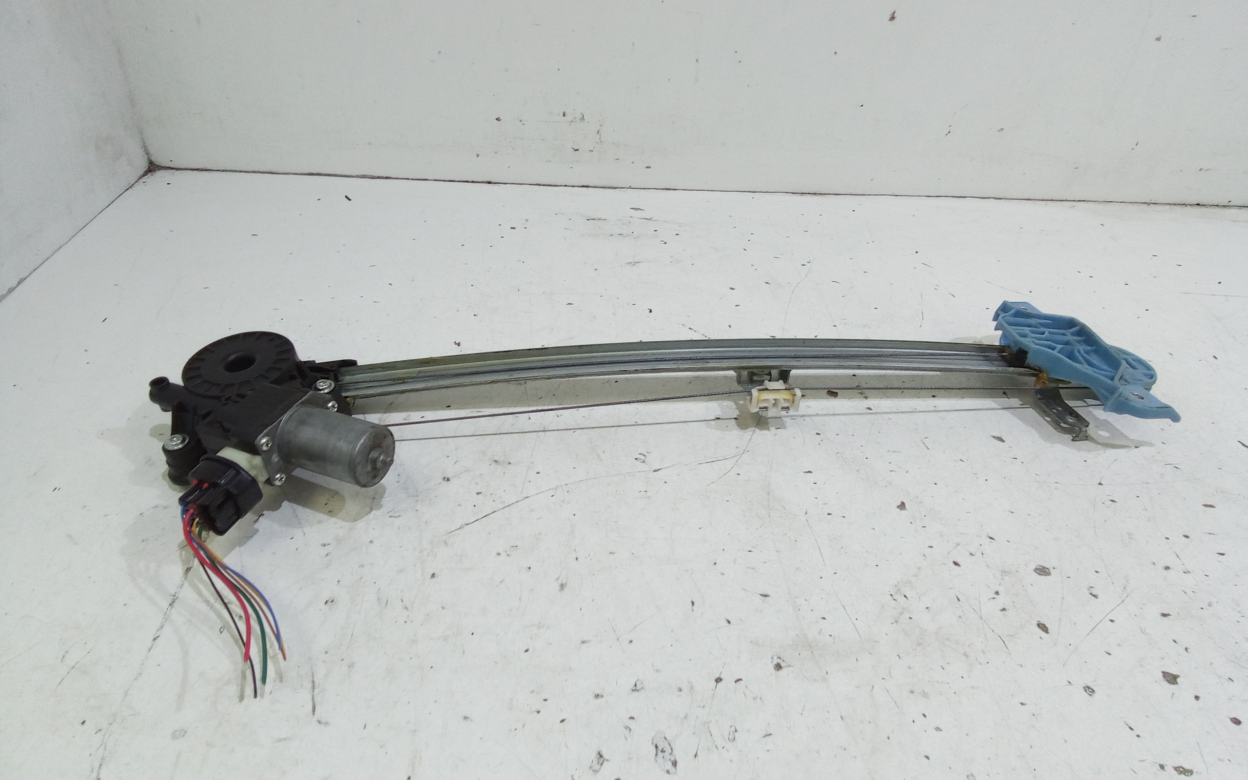 Alzacristallo Porta Ant. Sinistro Usato