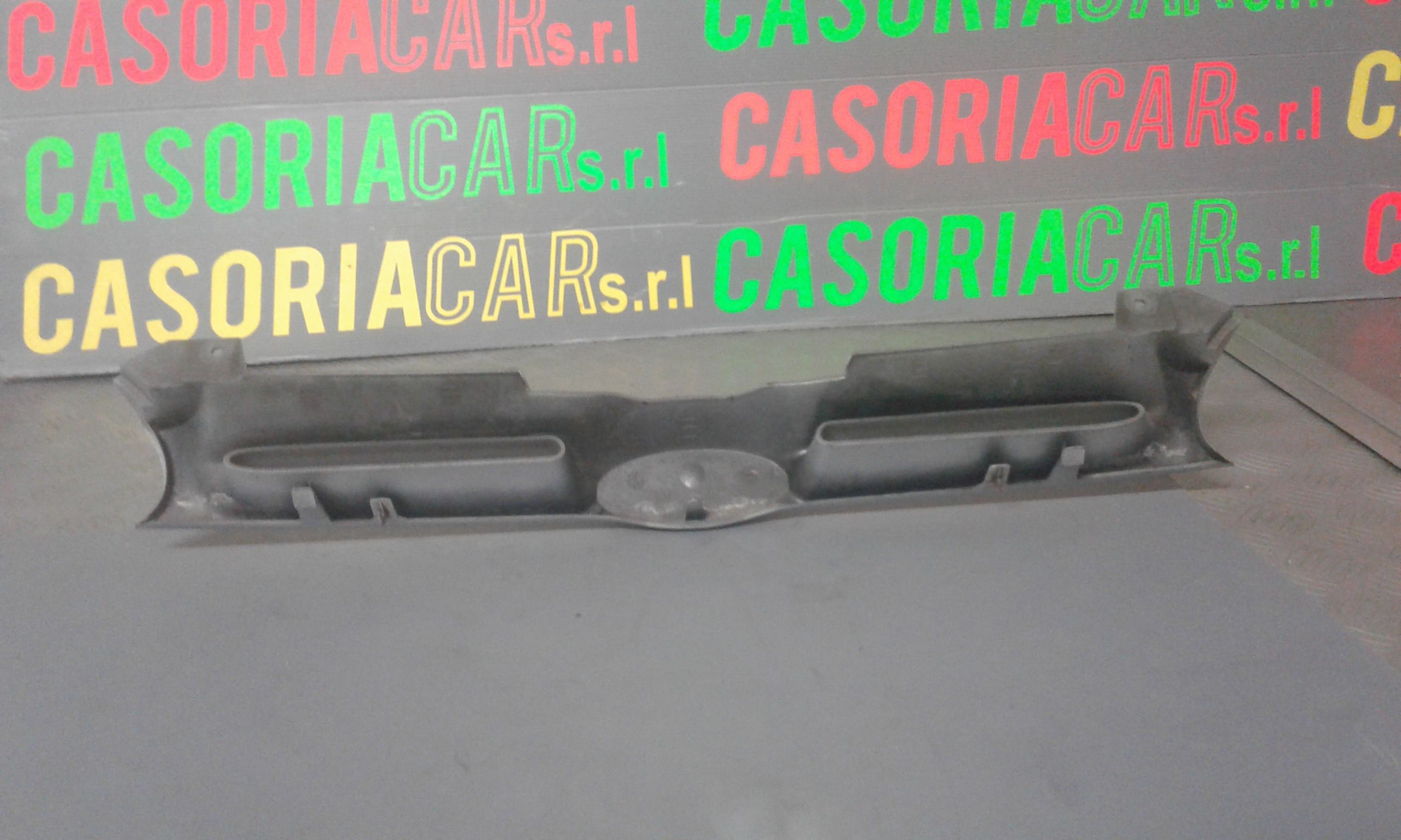 Griglia 1079219 Usato