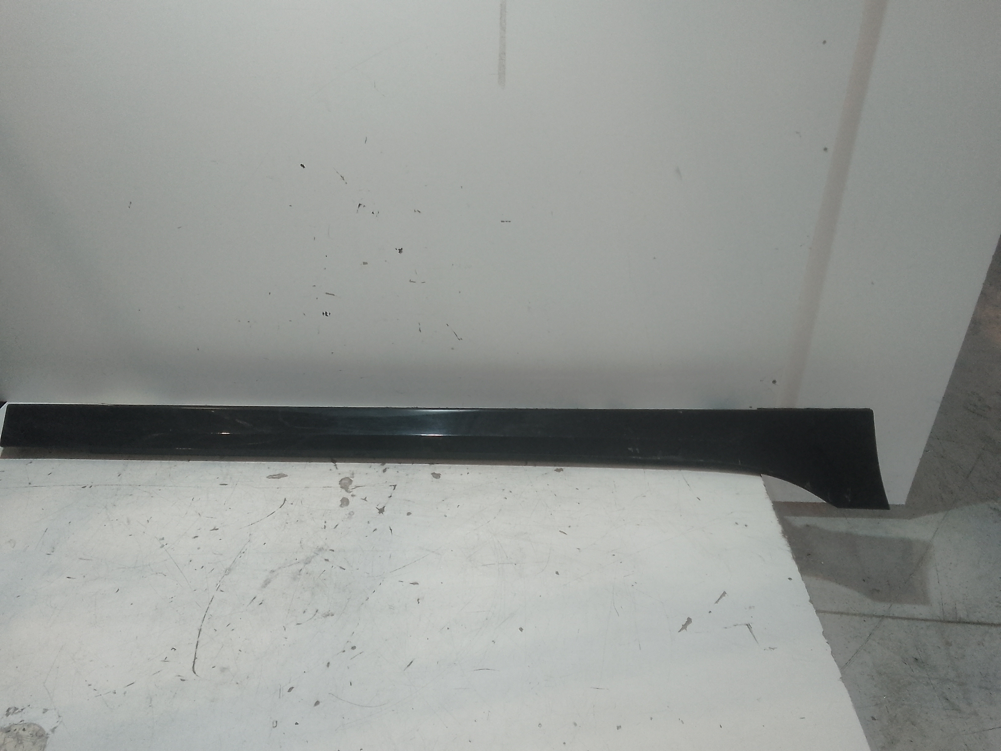 Modanatura Sottoporta Destro 51129850692 Usato