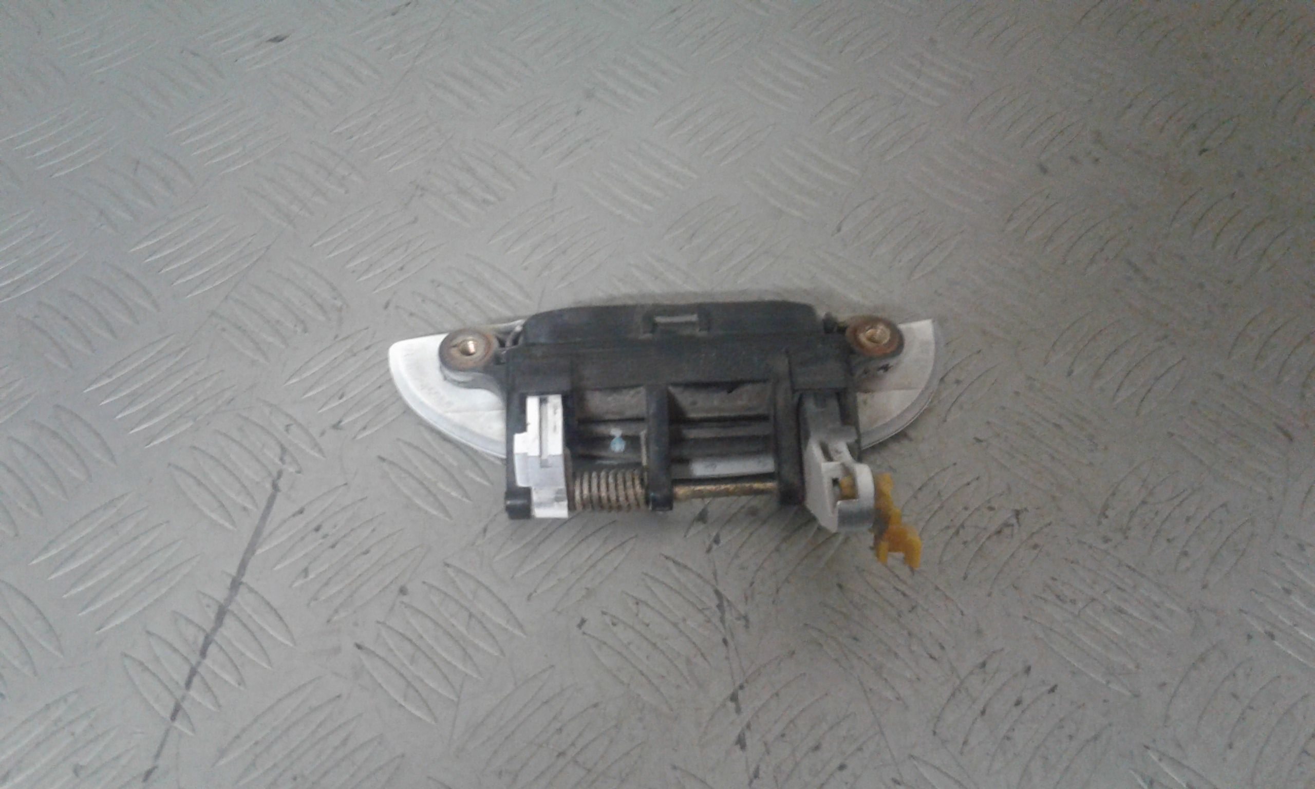 Alzacristallo Porta Post. Sinistro 8340102000 Usato