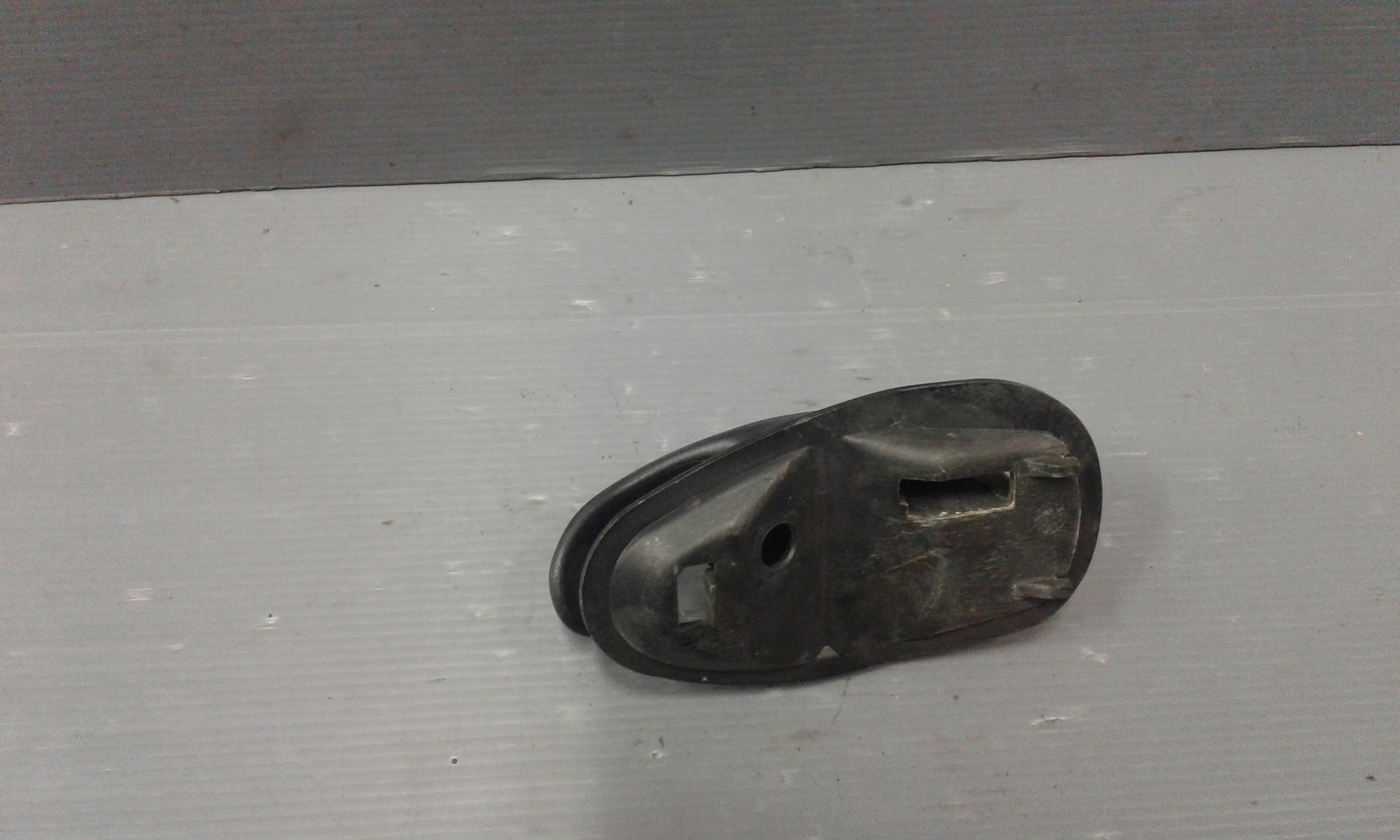 Maniglia Int. Apertura Porta Ant. Destro Usato