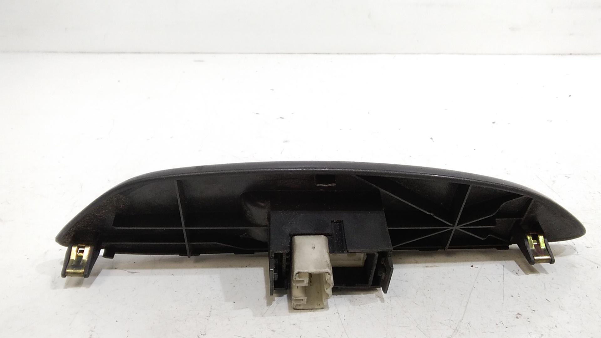 Interruttore Alzacristalli Porta Ant. Destro 8481012080 Usato