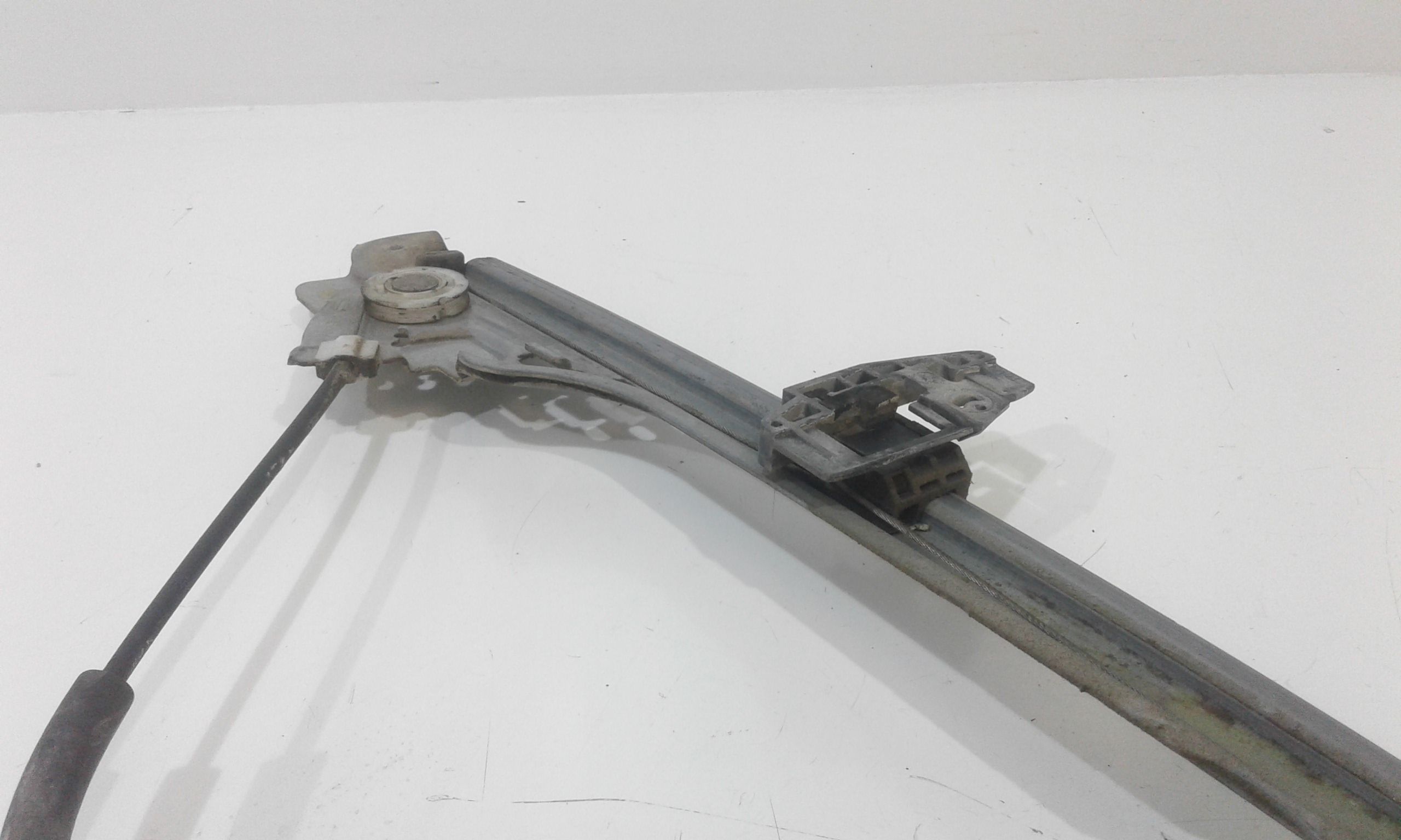 Alzacristallo Porta Post. Destro 8200219259 Usato