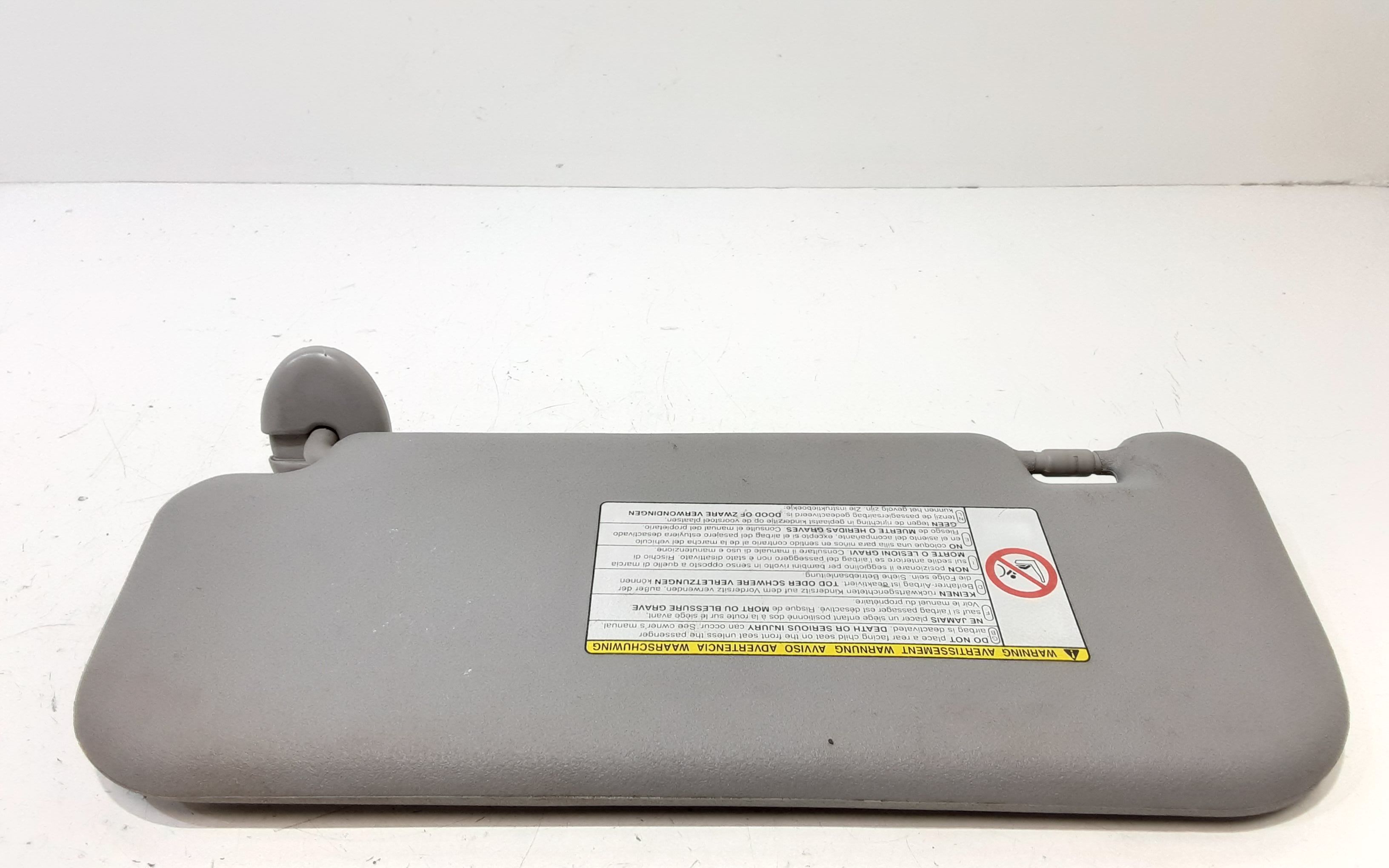 Aletta Parasole Parabrezza Destro 7431052531B0 Usato