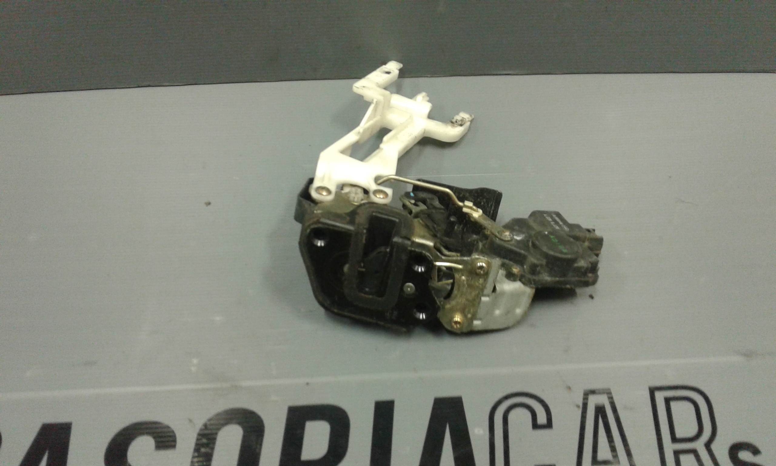 Serratura Porta Post. Sinistro 8141026000 Usato