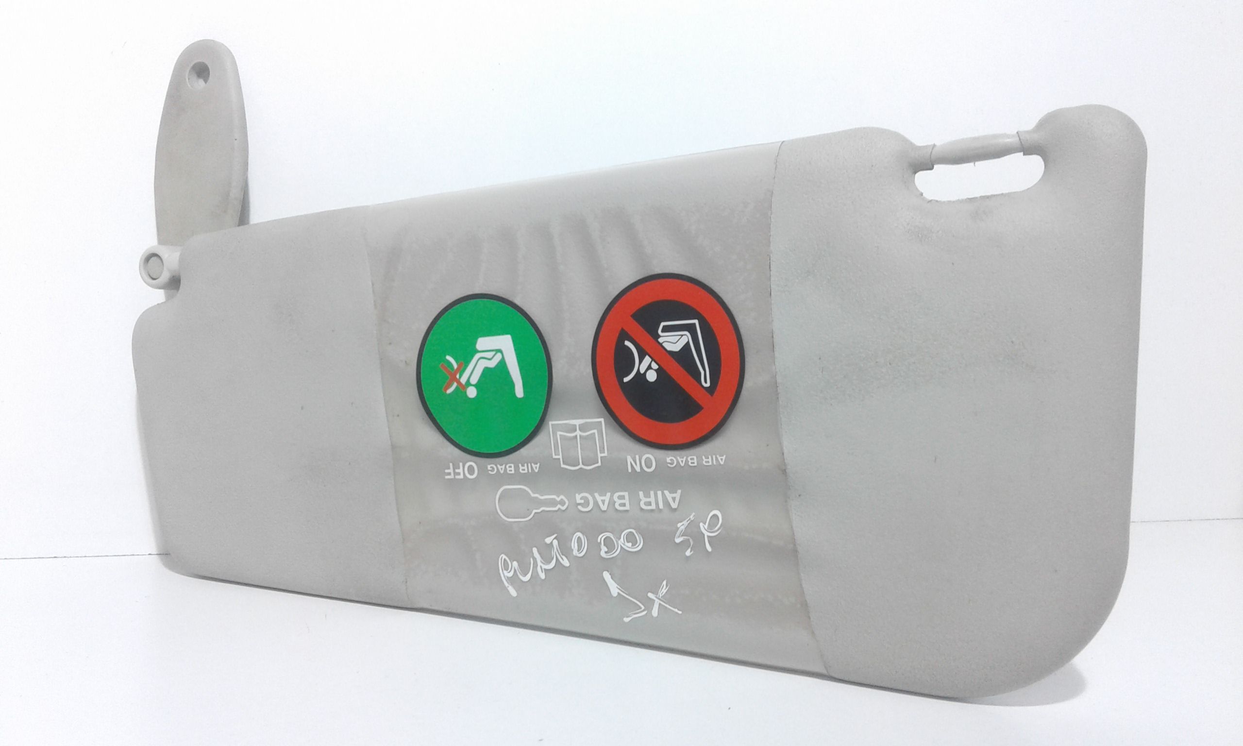 Aletta Parasole Parabrezza Destro 735338206 Usato