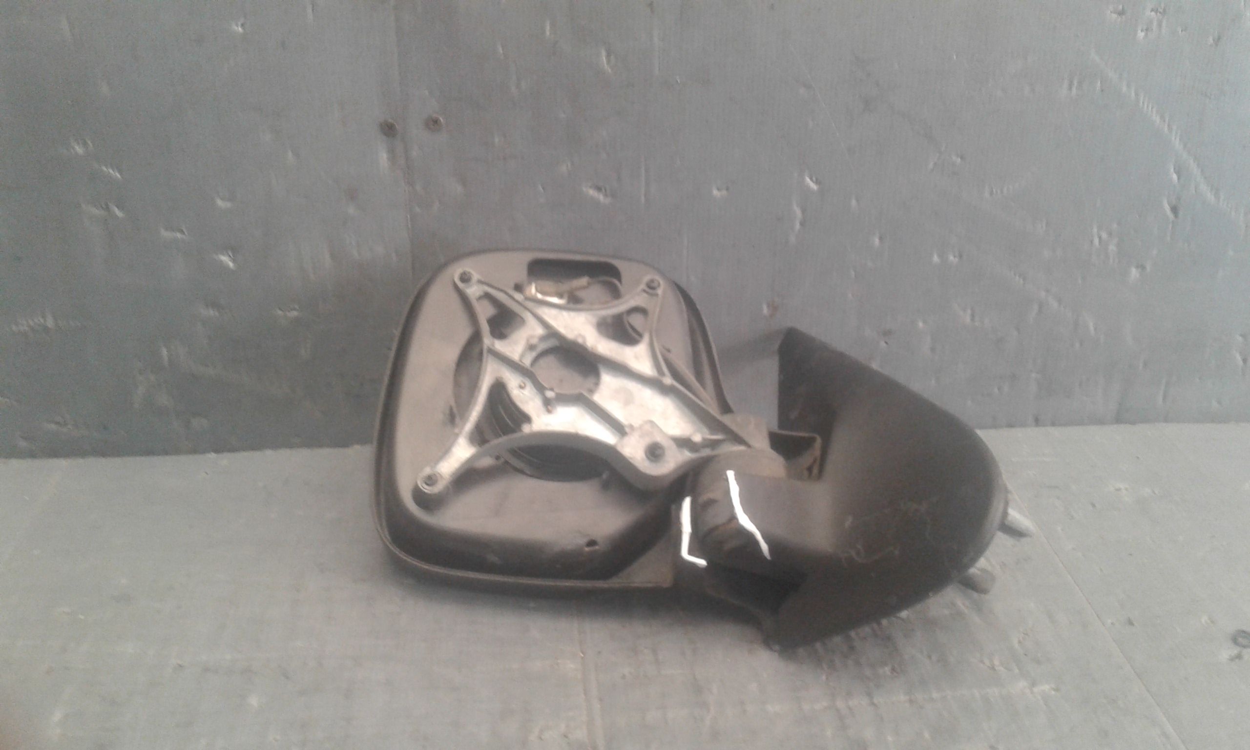 Retrovisore Est. Destro 8153HR Usato