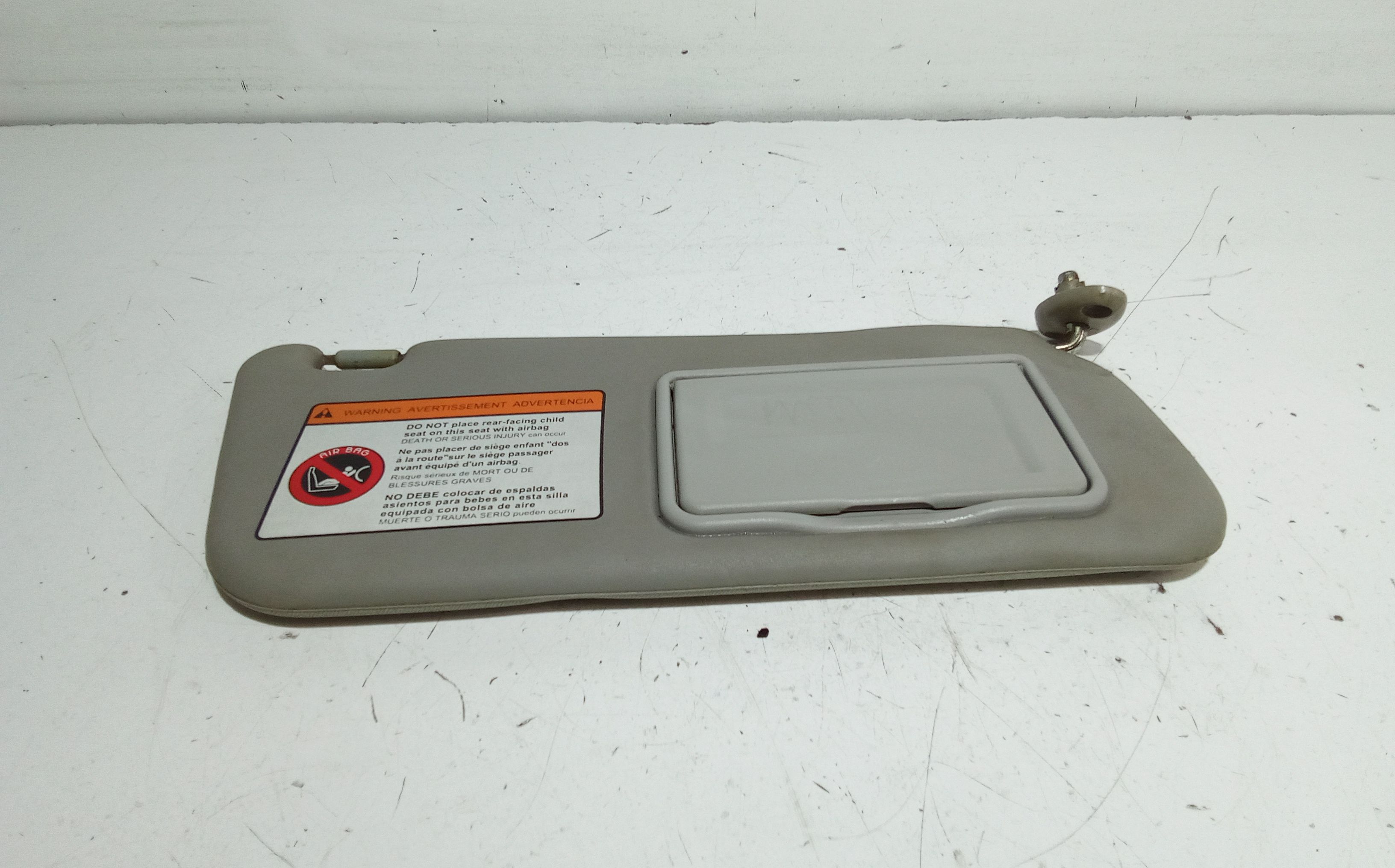 Aletta Parasole Parabrezza Destro 96279929 Usato