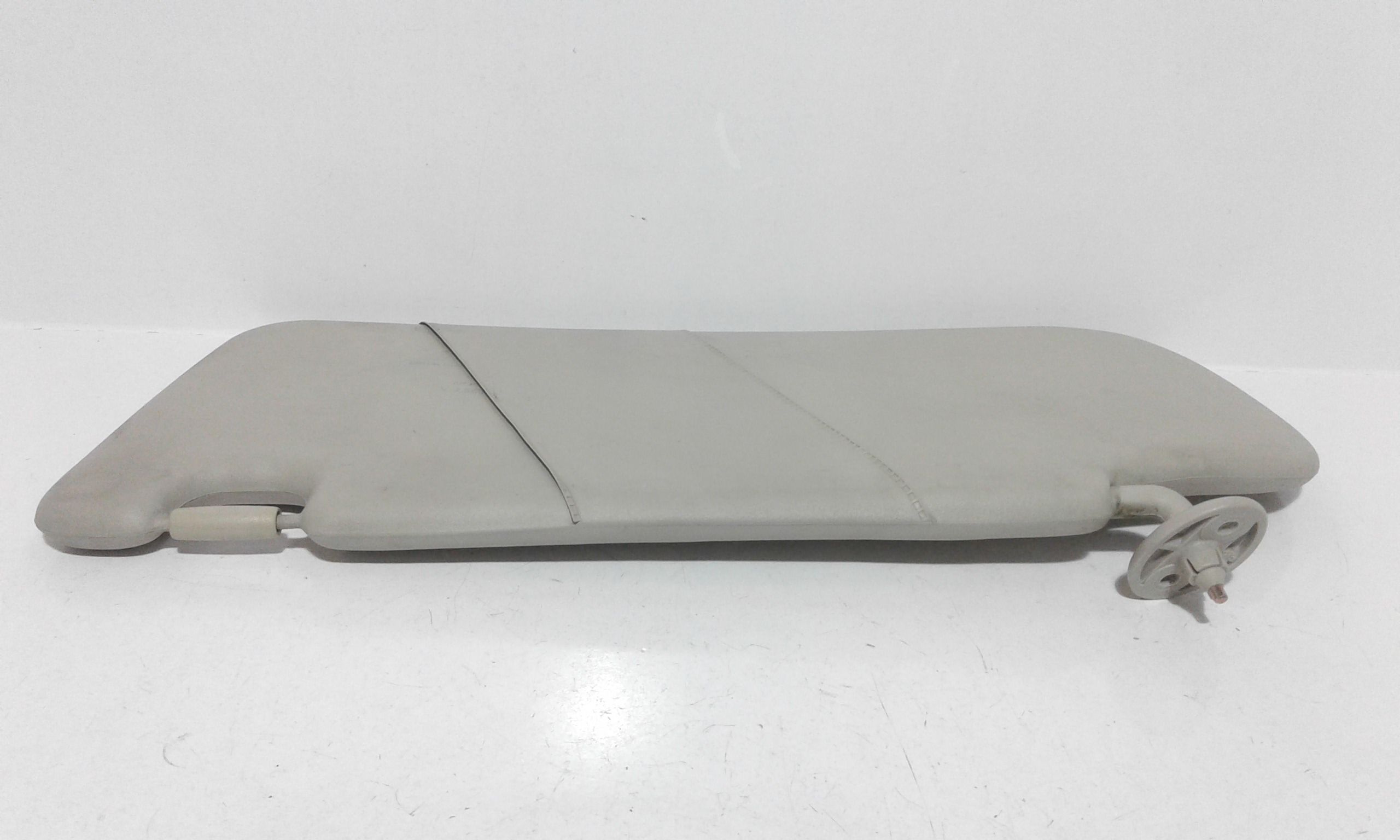 Aletta Parasole Parabrezza Sinistro AWR4896LUM Usato